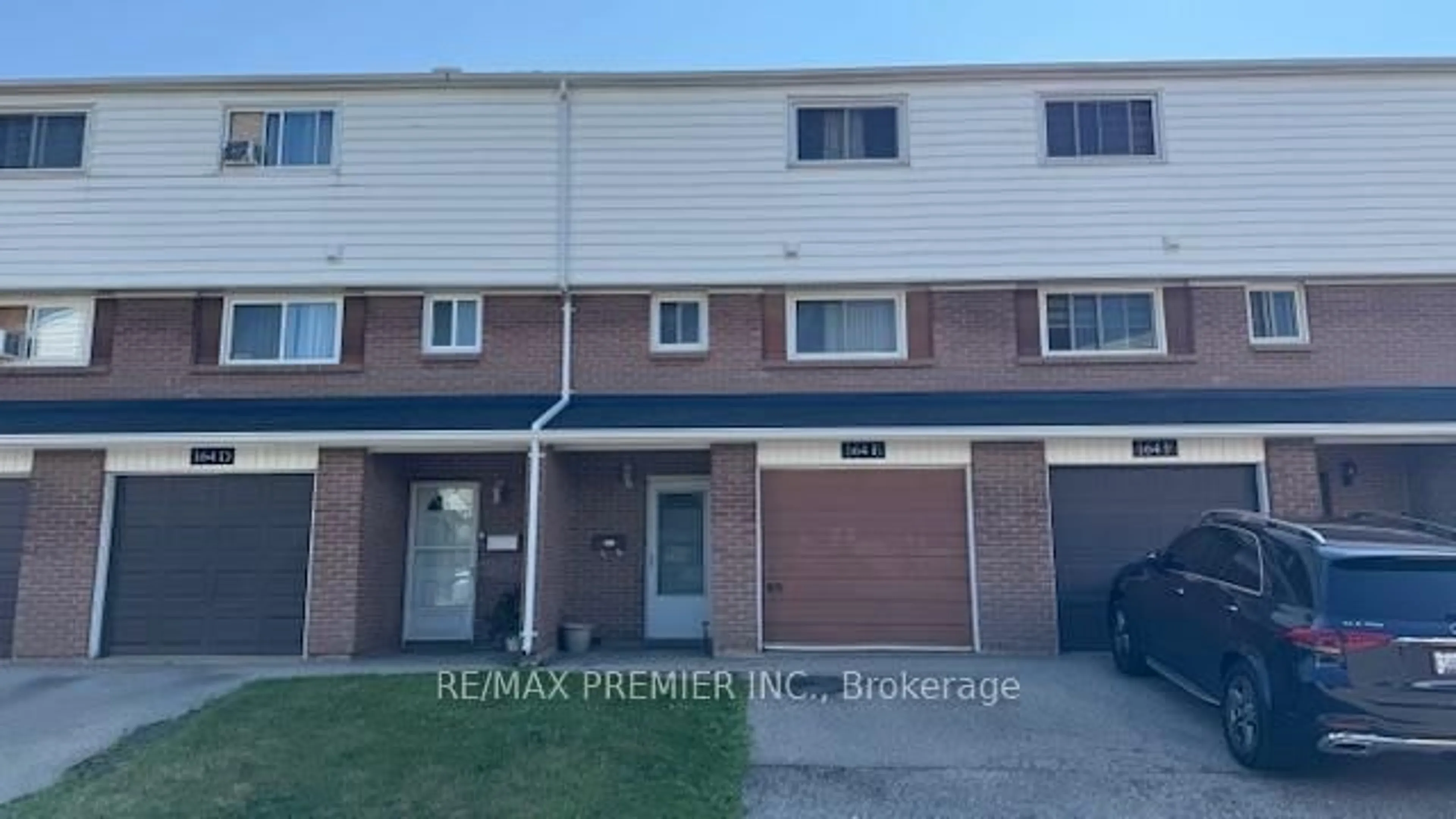 Unknown for 164E Henry St, Brantford Ontario N3S 5C7