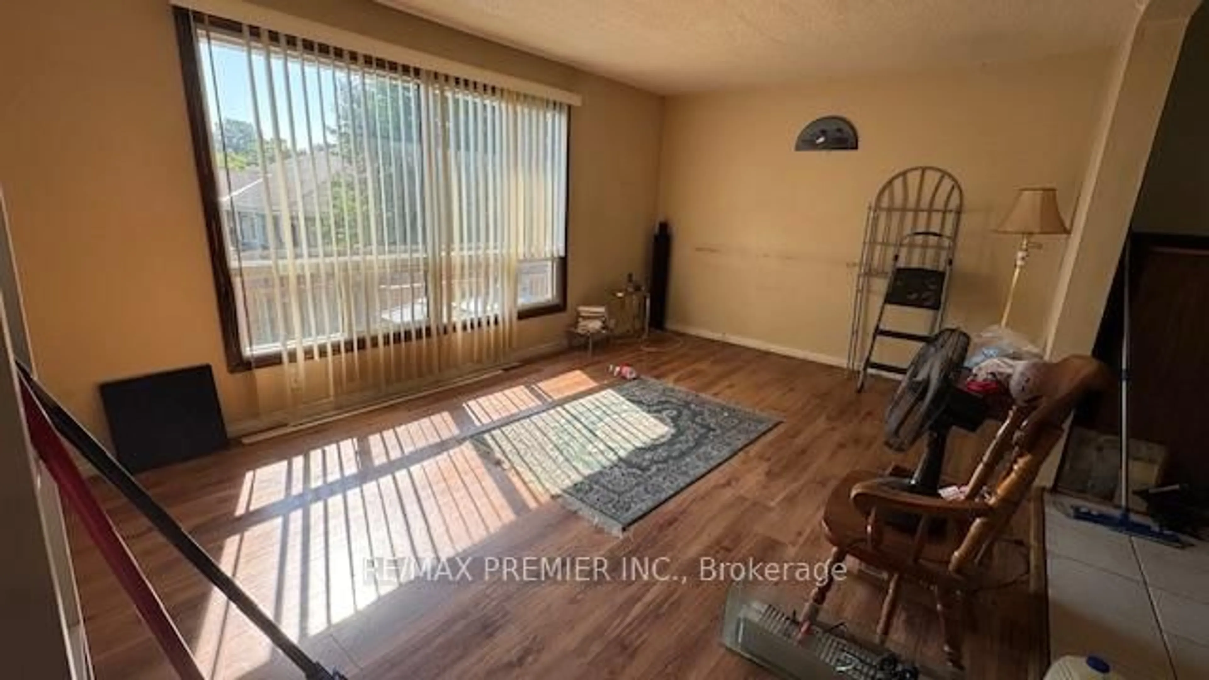 A pic of a room for 164E Henry St, Brantford Ontario N3S 5C7