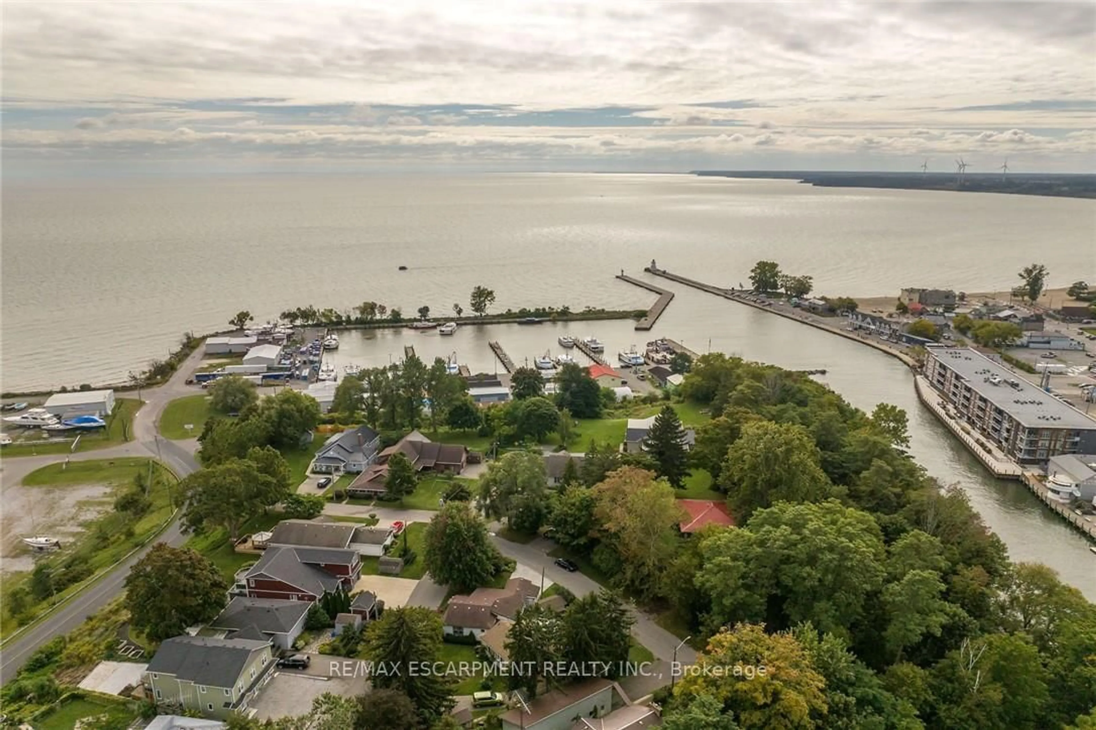 A pic from outside/outdoor area/front of a property/back of a property/a pic from drone, water/lake/river/ocean view for 16 Broad Ave, Norfolk Ontario N0A 1N7