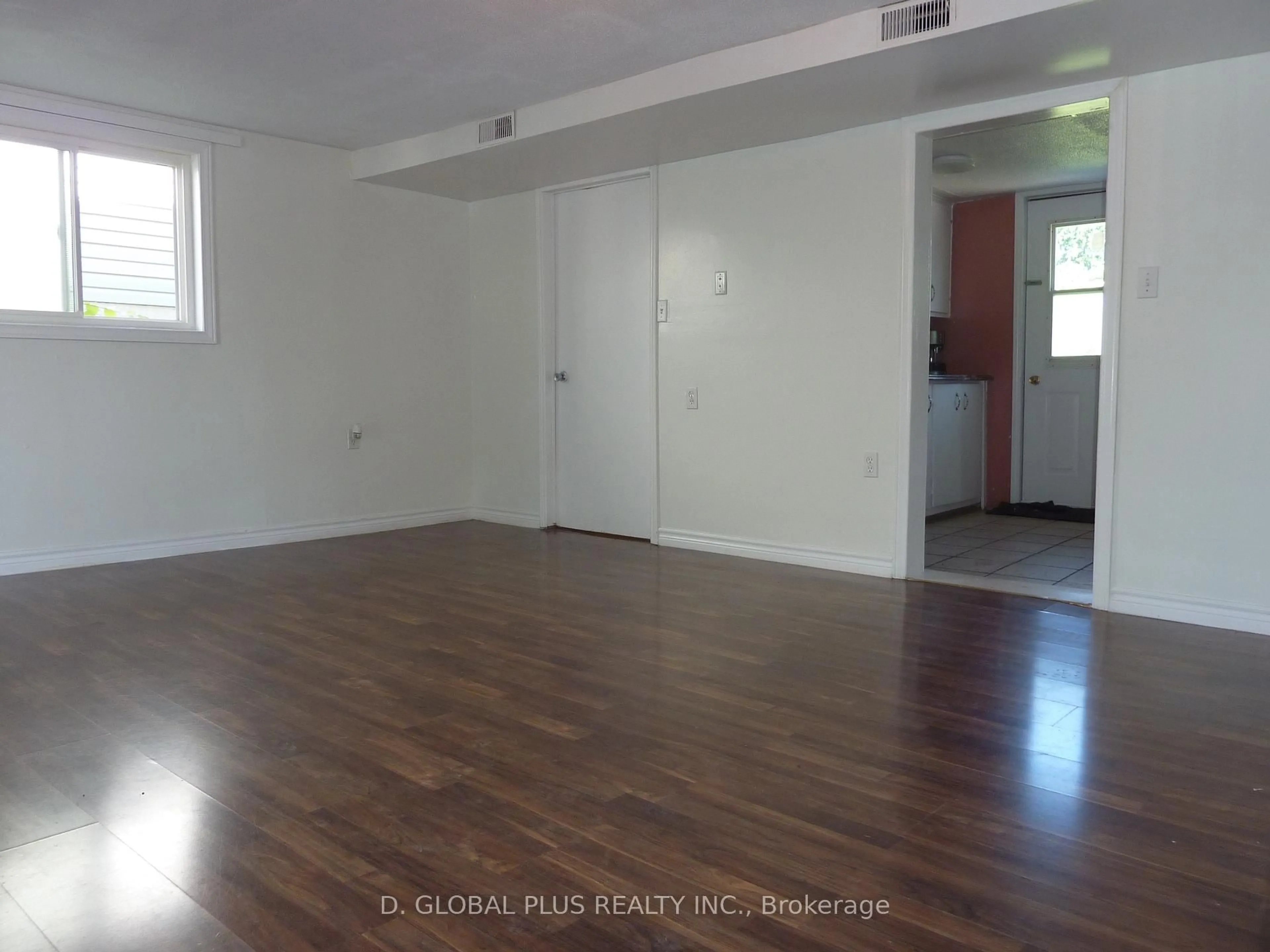 A pic of a room for 18317 County Rd 2 Highway, South Glengarry Ontario K6H 5R5