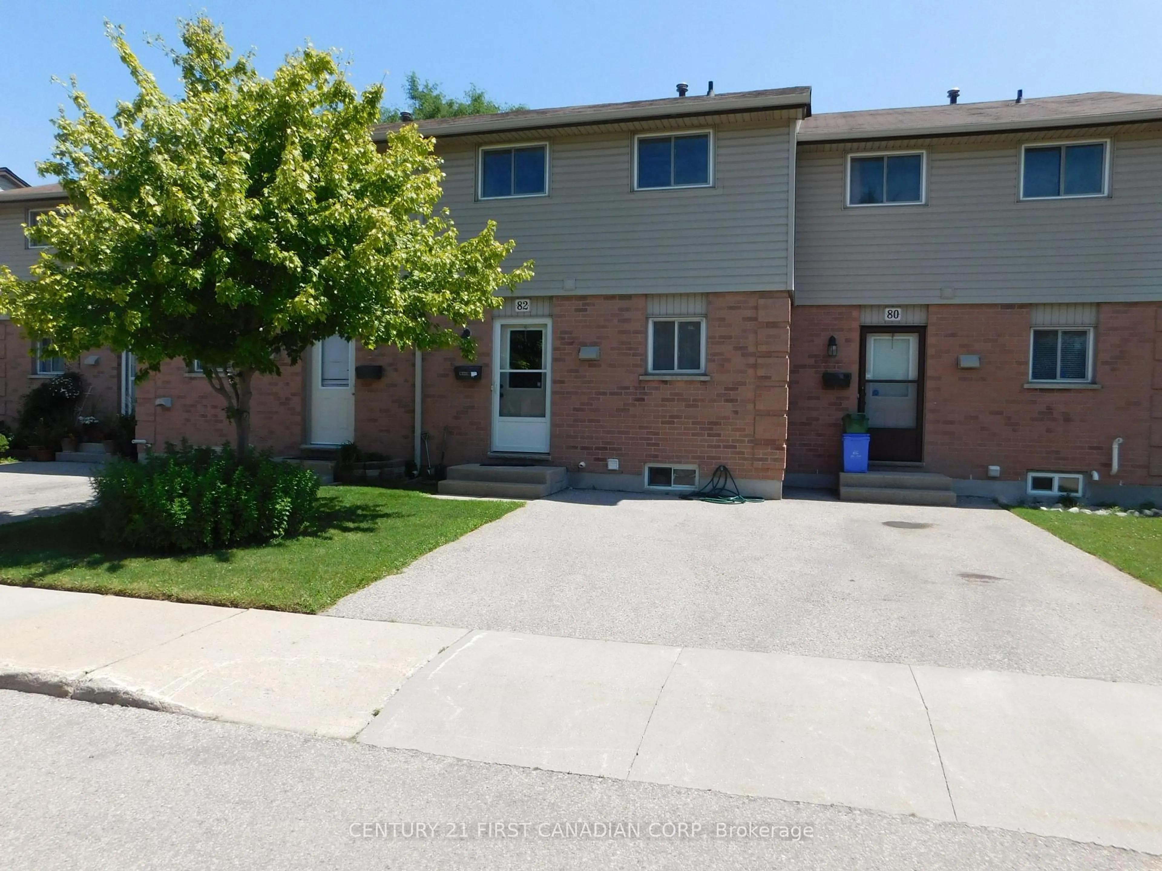 Unknown for 114 Pauline Cres #82, London South Ontario N6E 2X6