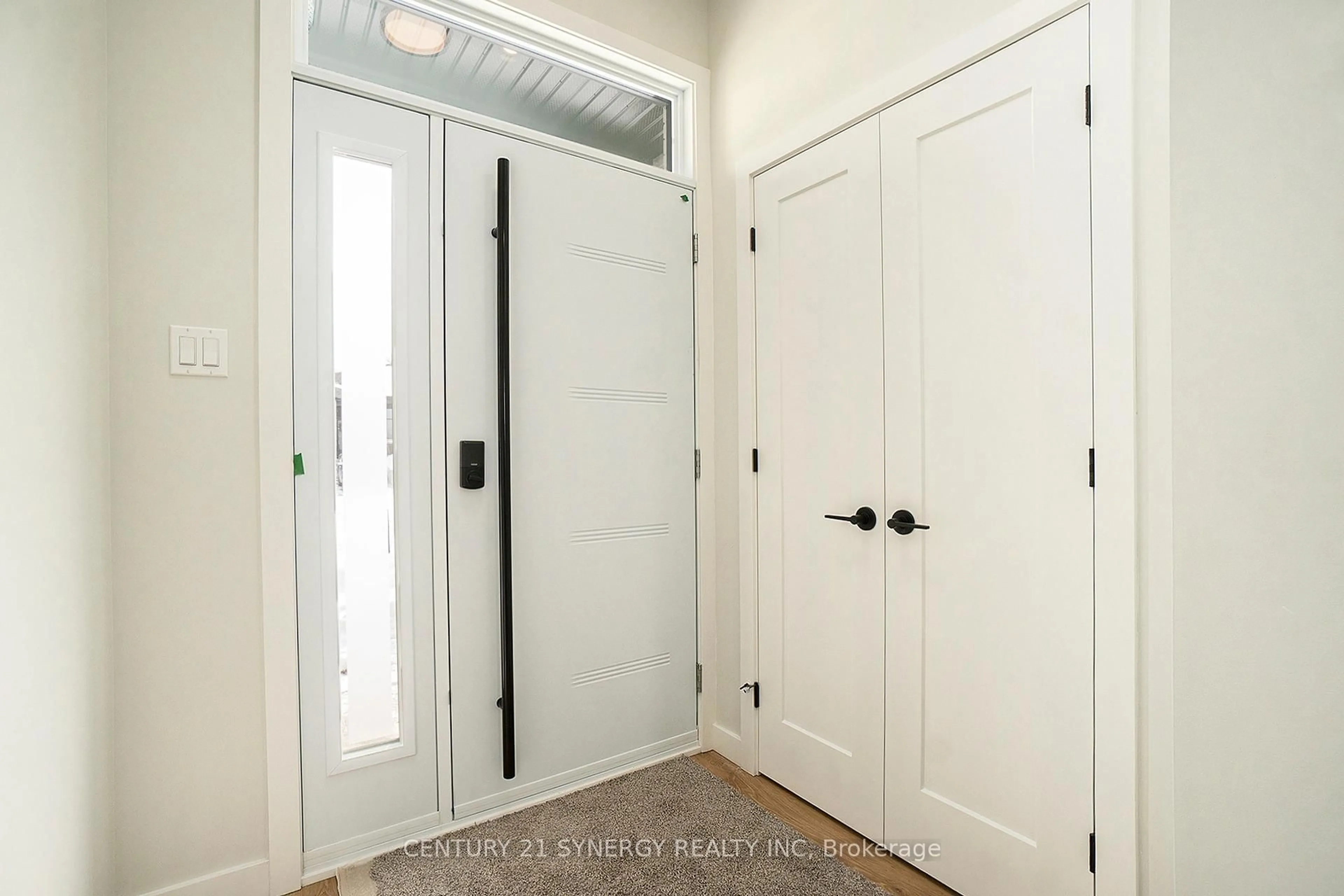 Indoor entryway for 65 VILLENEUVE St, North Stormont Ontario K0C 1W0