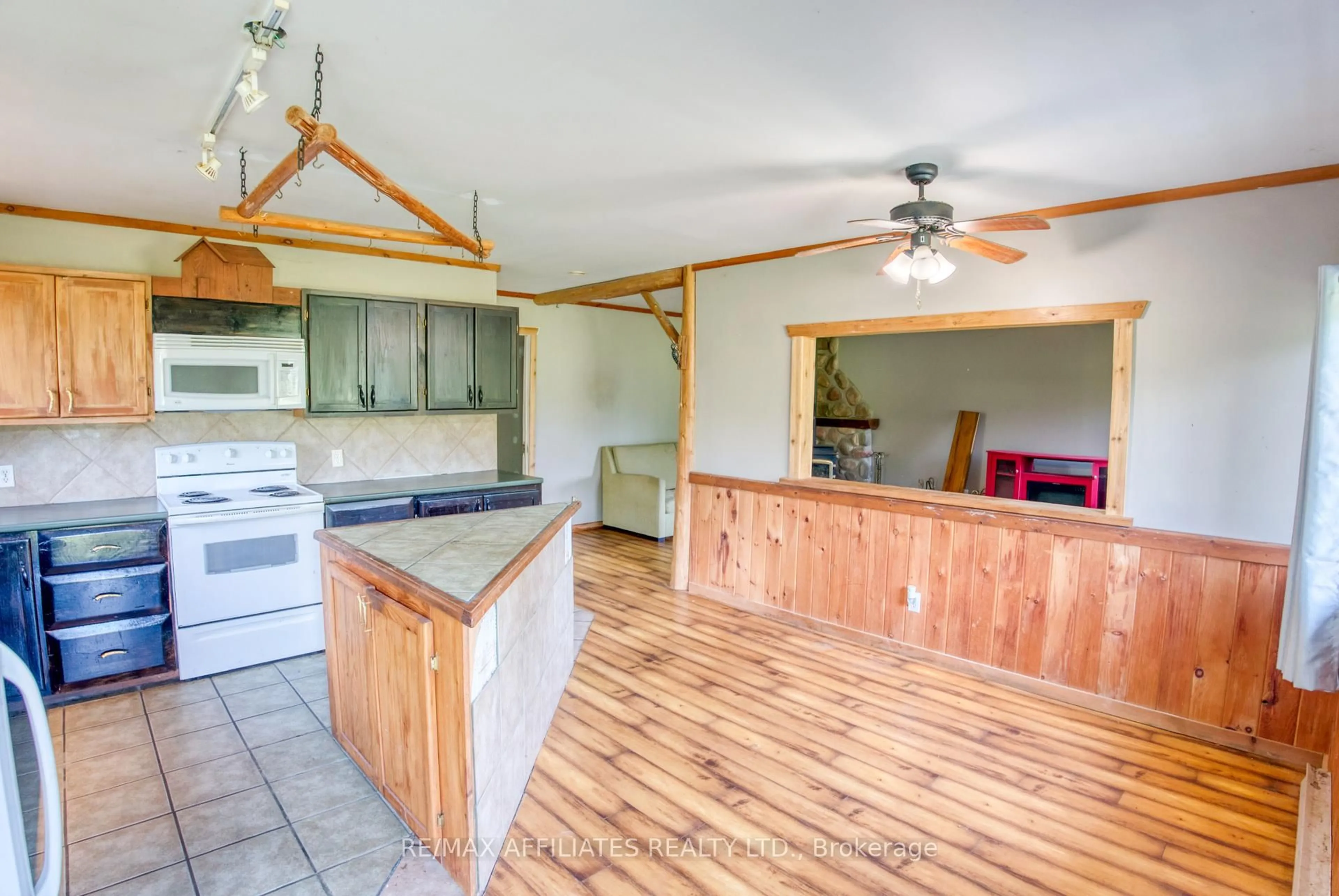 Open concept kitchen, unknown for 2843 Highway 15 Highway, Rideau Lakes Ontario K0G 1V0