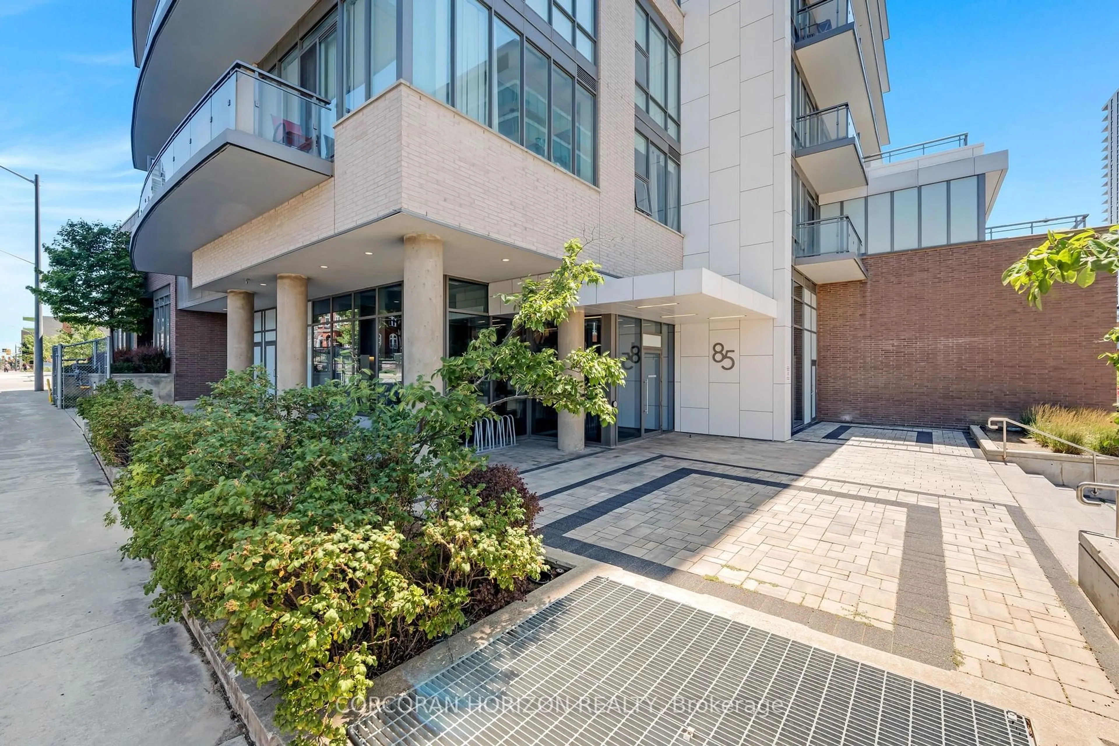 Unknown for 85 Duke St #214, Kitchener Ontario N2G 1A6