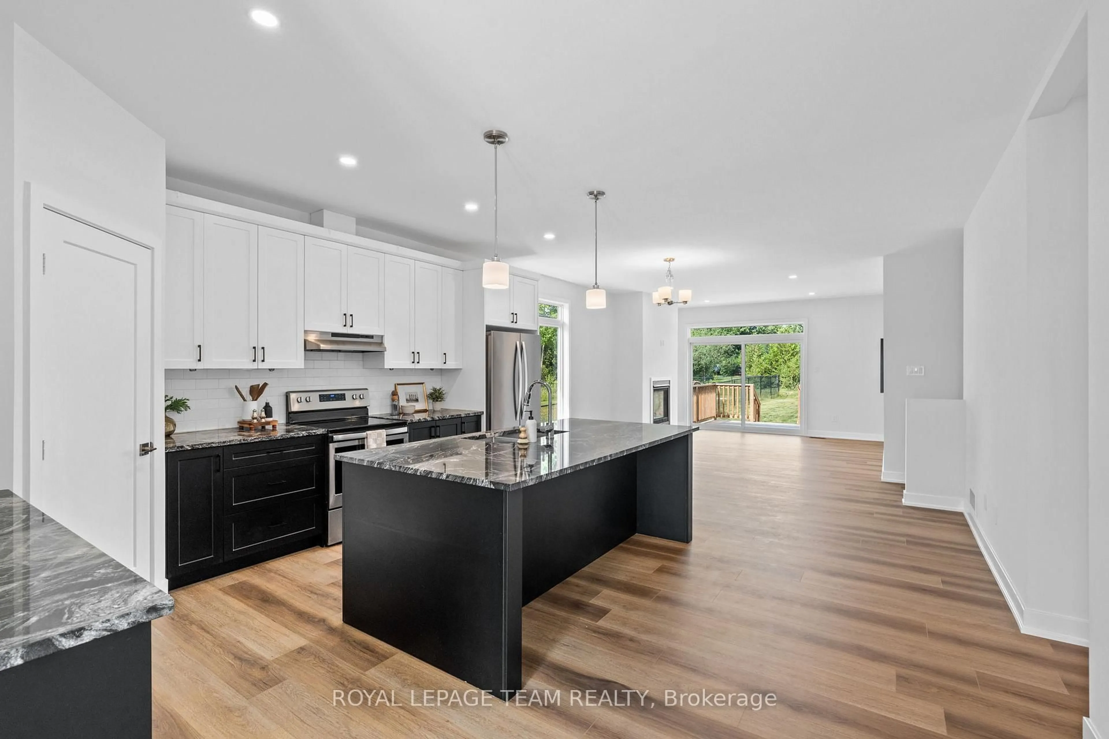 Open concept kitchen, unknown for 293 WOOD Ave, Smiths Falls Ontario K7A 5H4