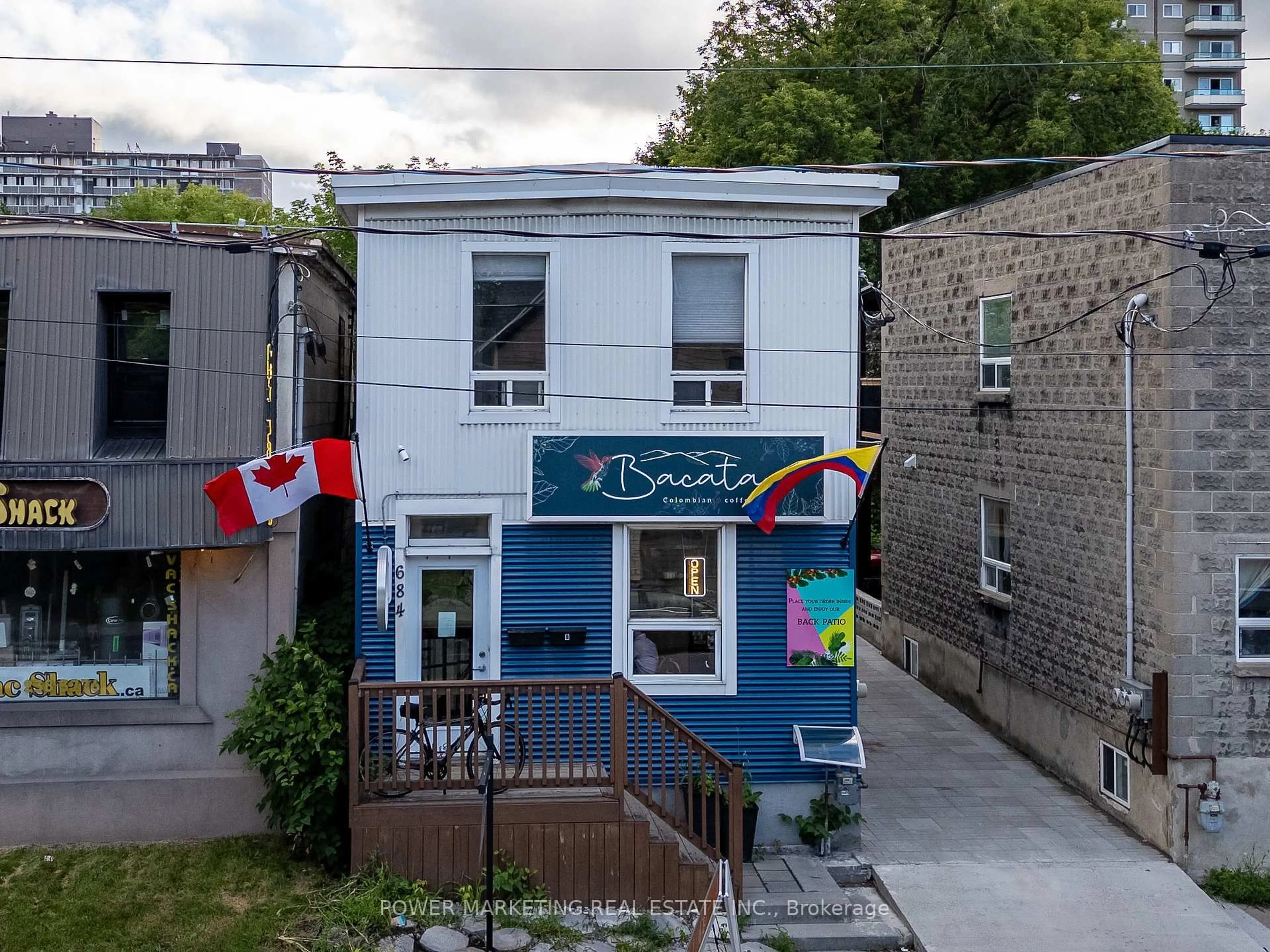 A pic from outside/outdoor area/front of a property/back of a property/a pic from drone, street for 684 BRONSON Ave, Ottawa Ontario K1S 4E9