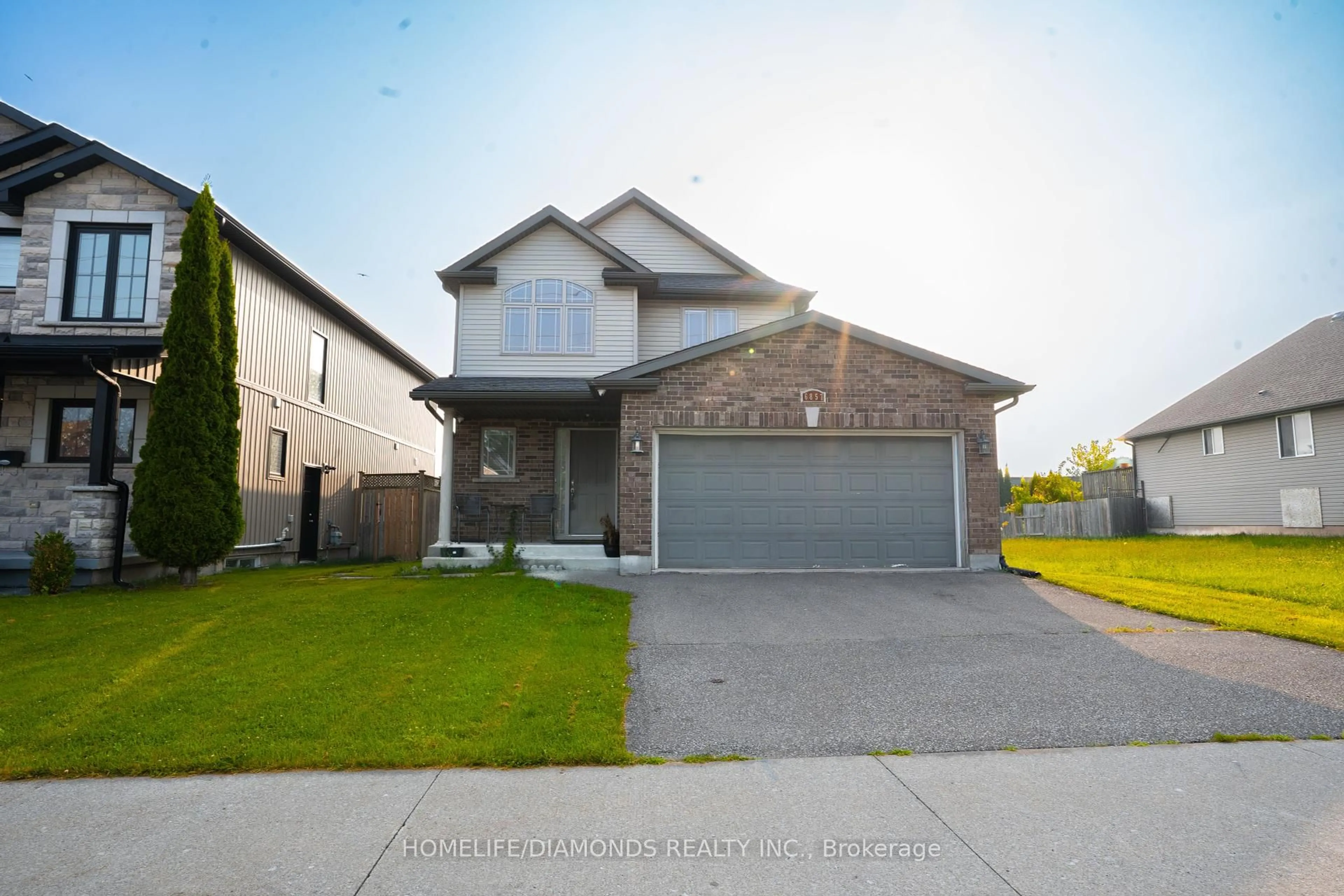 Unknown for 6857 AILANTHUS Ave, Niagara Falls Ontario L2G 4C6