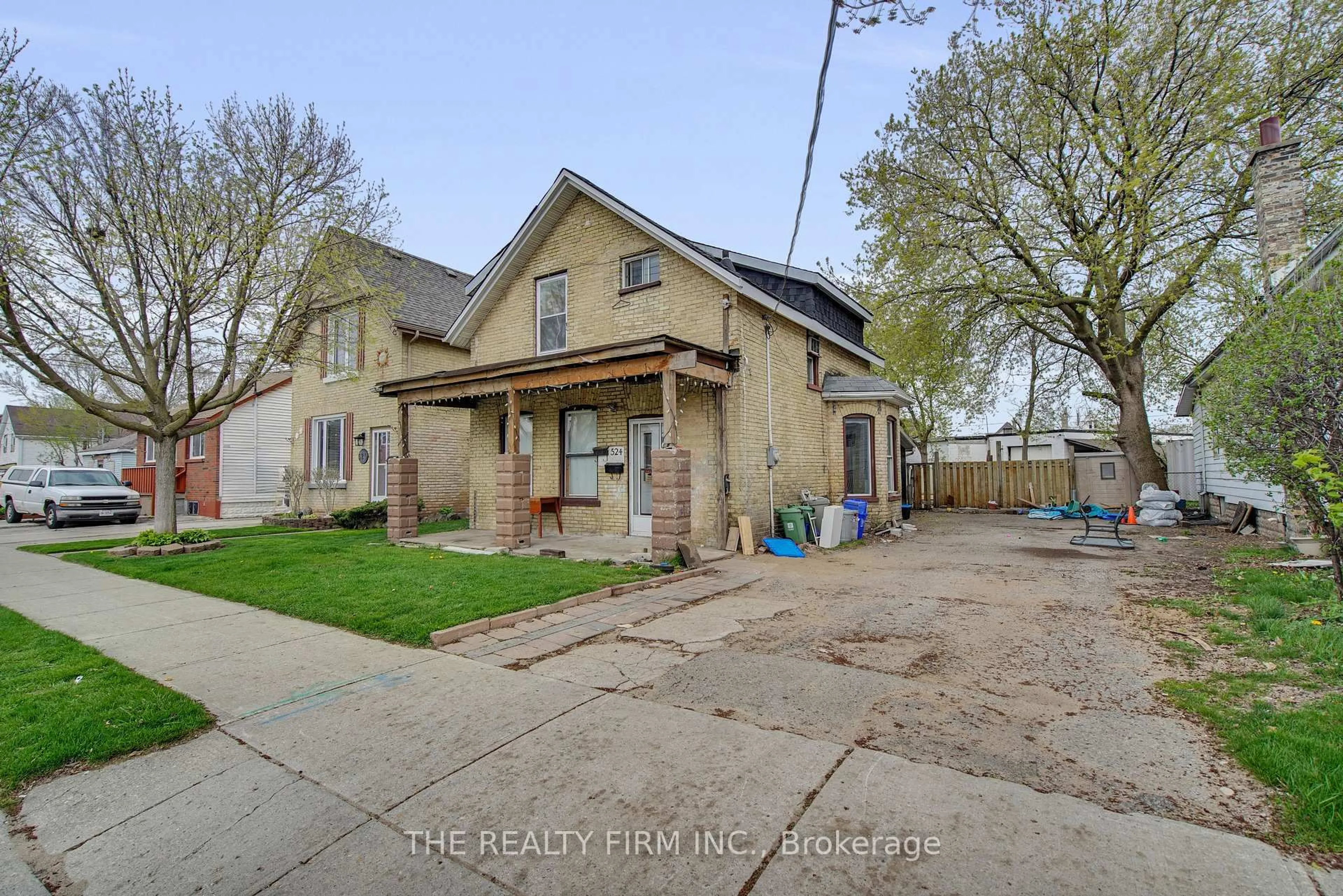 Home with brick exterior material, street for 524 Simcoe St, London East Ontario N6B 1K4