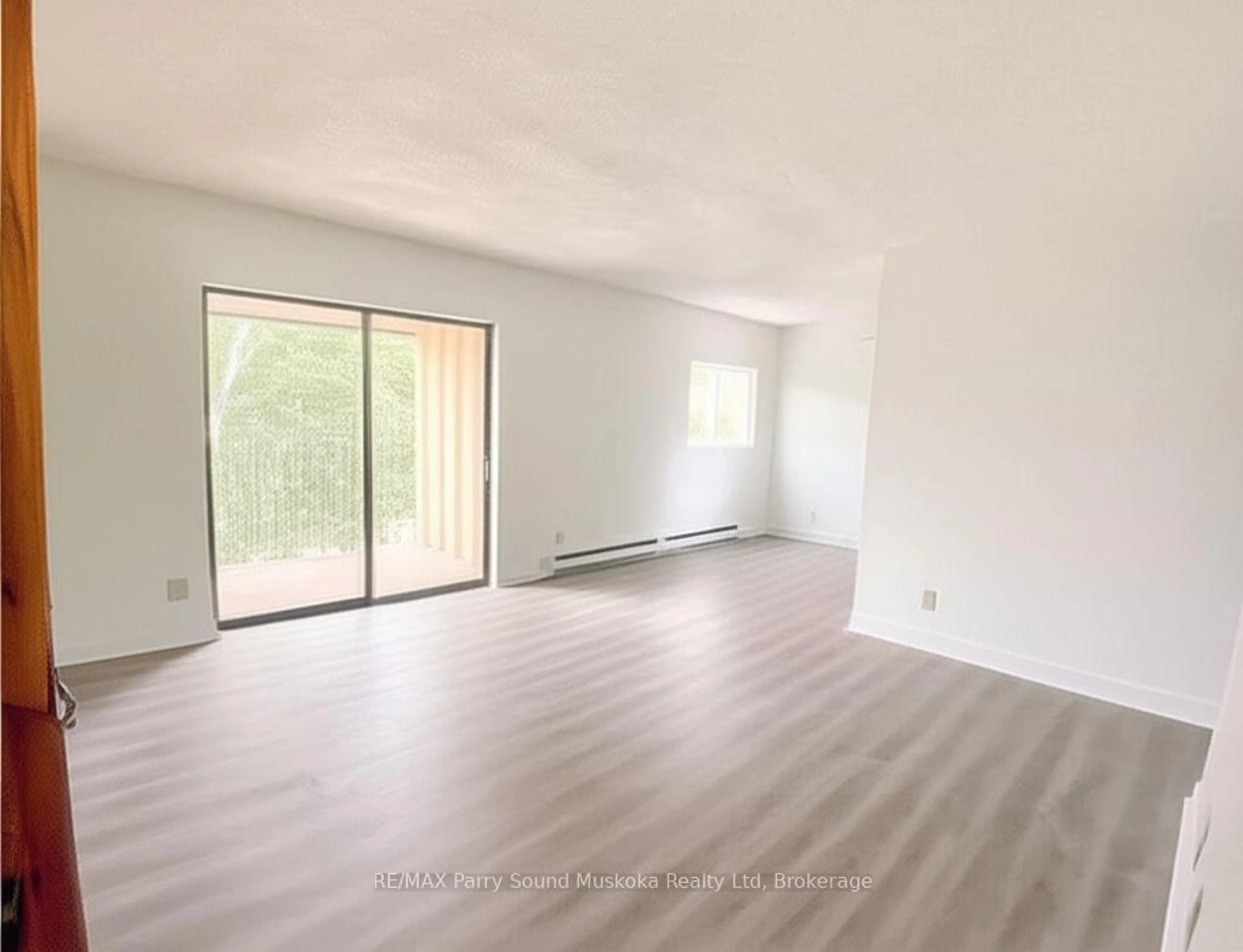A pic of a room for 21 Prospect St #10, Parry Sound Ontario P2A 2B5
