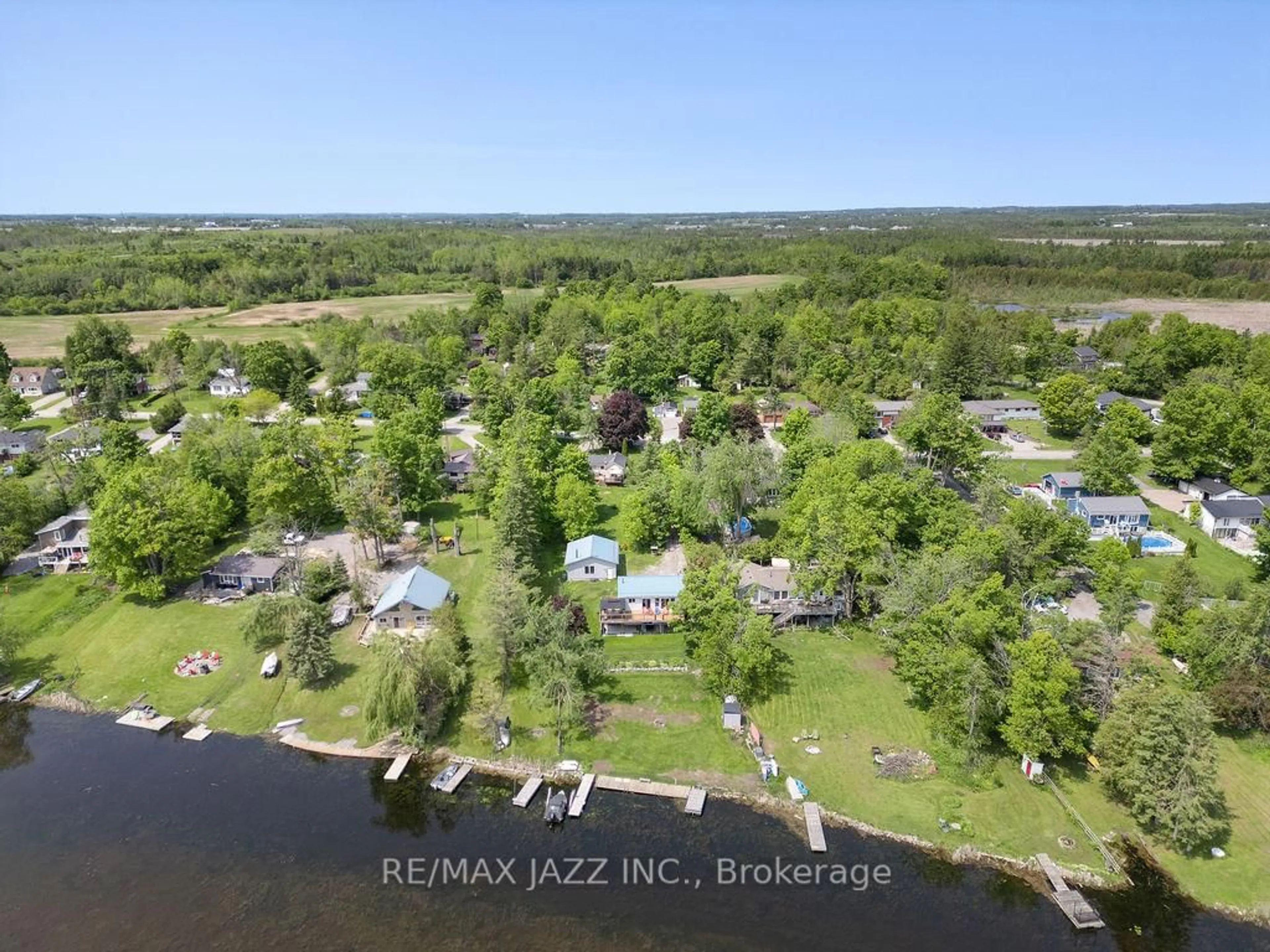 A pic from outside/outdoor area/front of a property/back of a property/a pic from drone, water/lake/river/ocean view for 44 Butternut Dr, Kawartha Lakes Ontario K9V 4R1