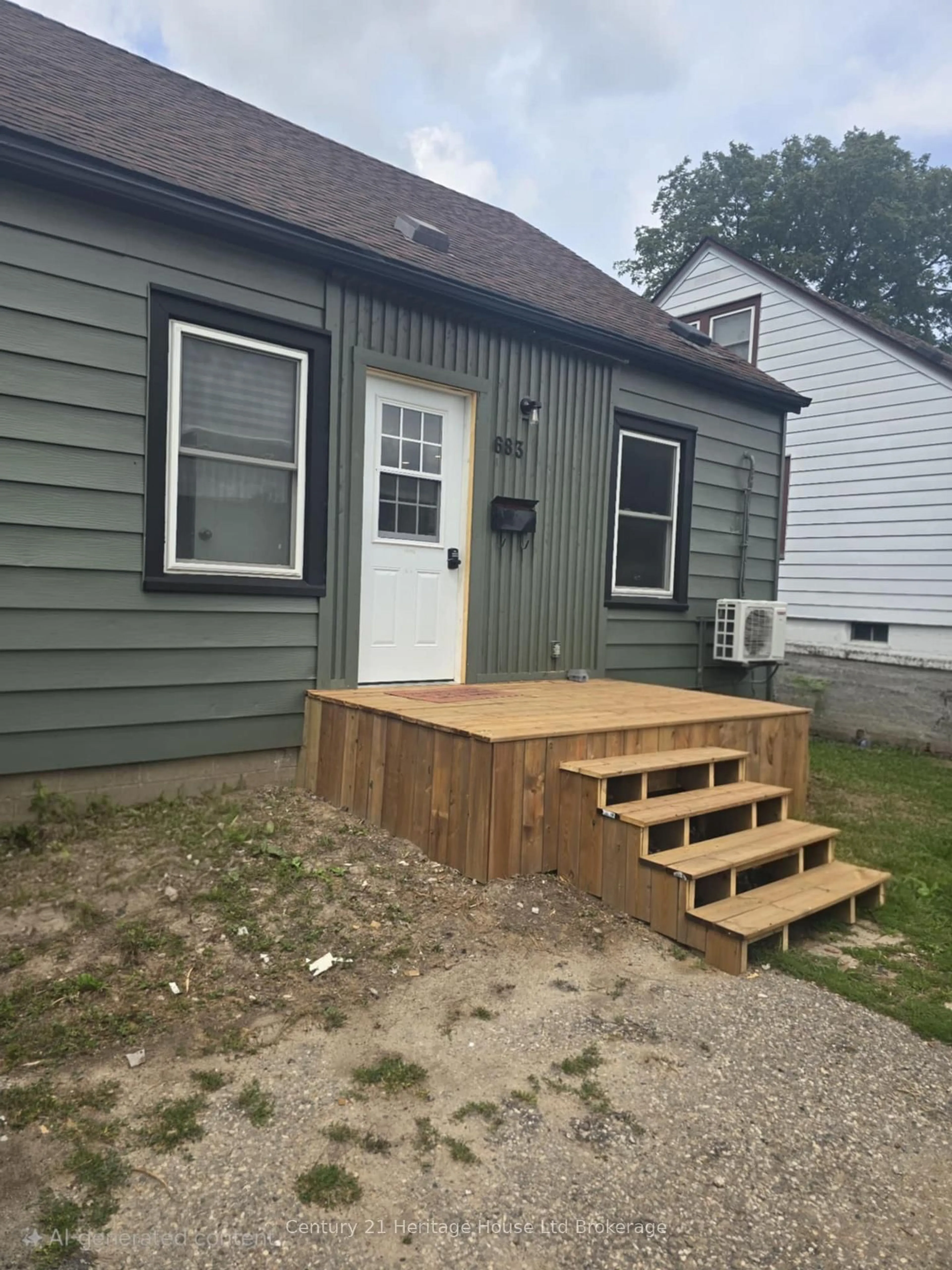Unknown for 683 Elizabeth St, Woodstock Ontario N4S 5B8