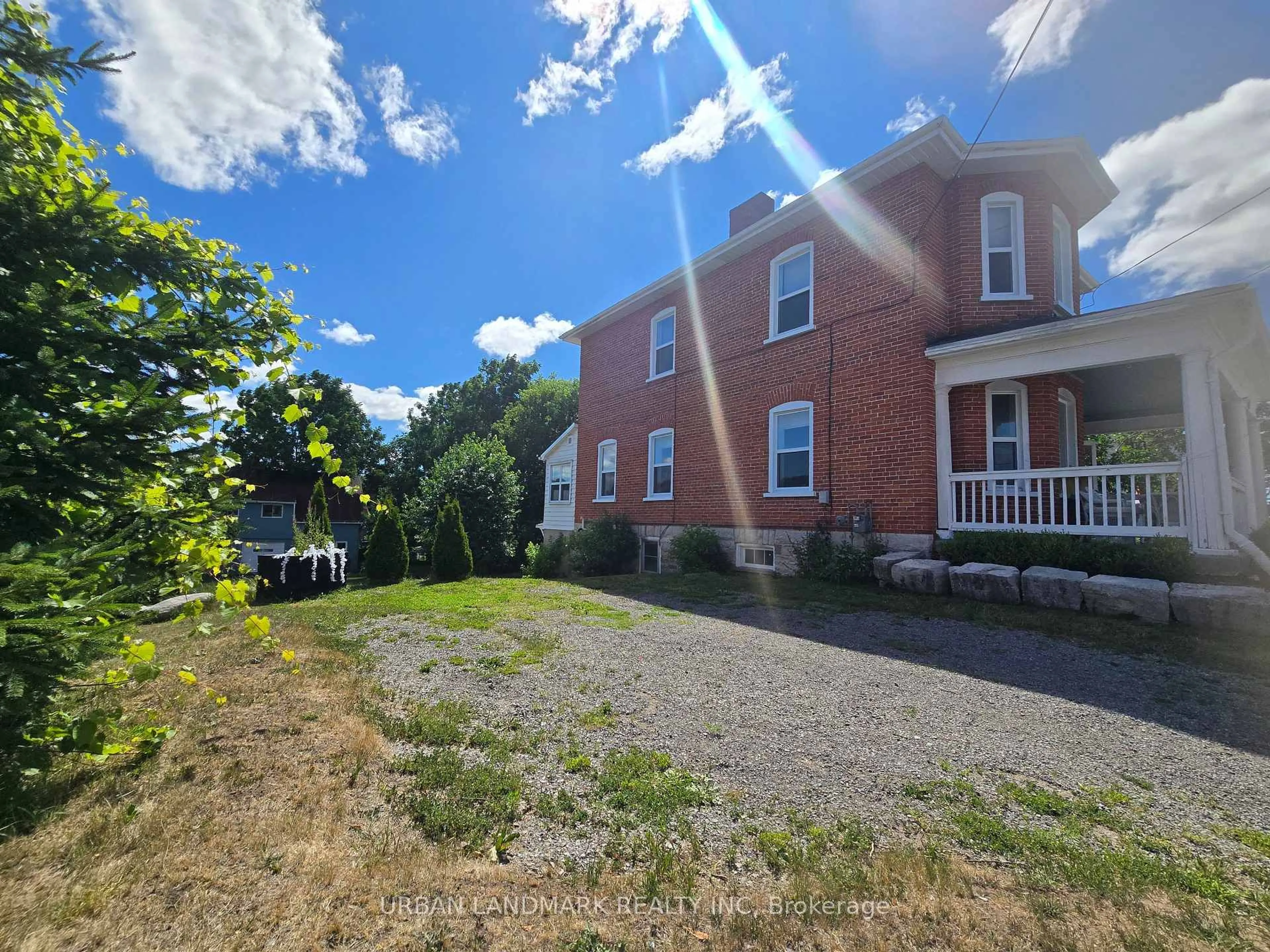 A pic from outside/outdoor area/front of a property/back of a property/a pic from drone, street for 117 Durham St, Madoc Ontario K0K 2K0