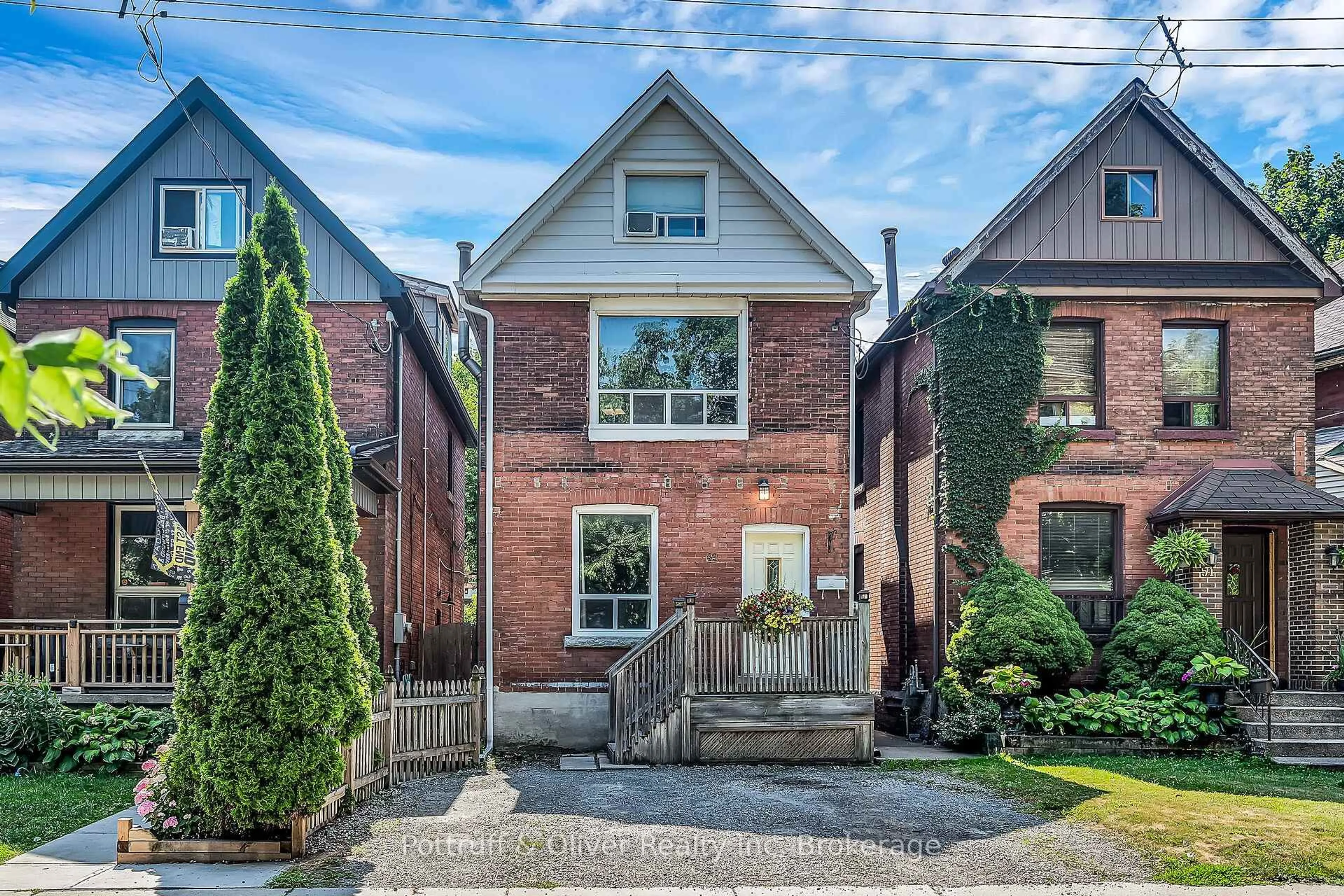 Home with brick exterior material, street for 49 EAST BEND Ave, Hamilton Ontario L8M 3E4
