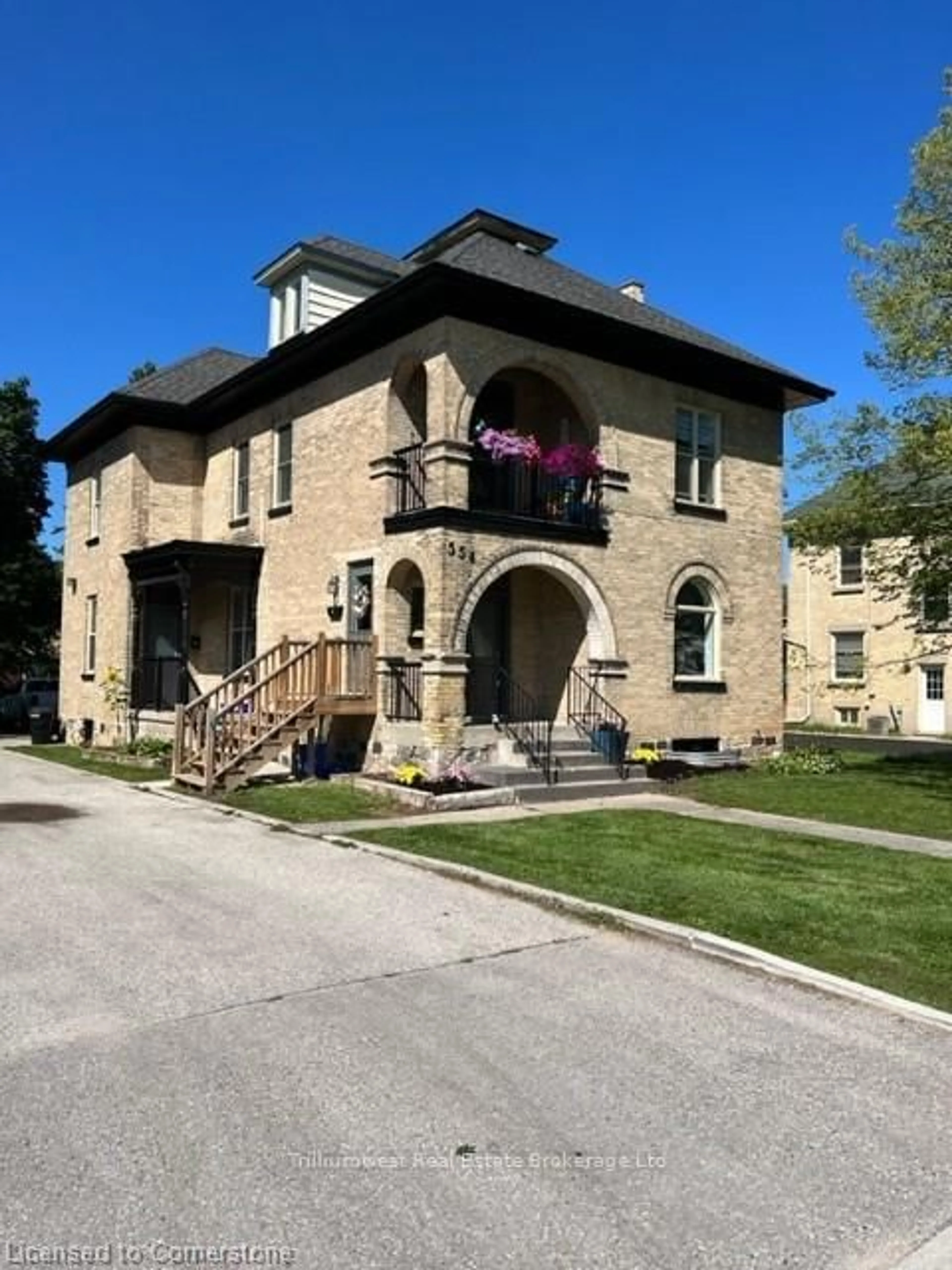 Home with brick exterior material, unknown for 552 7th Ave, Hanover Ontario N4N 2J7