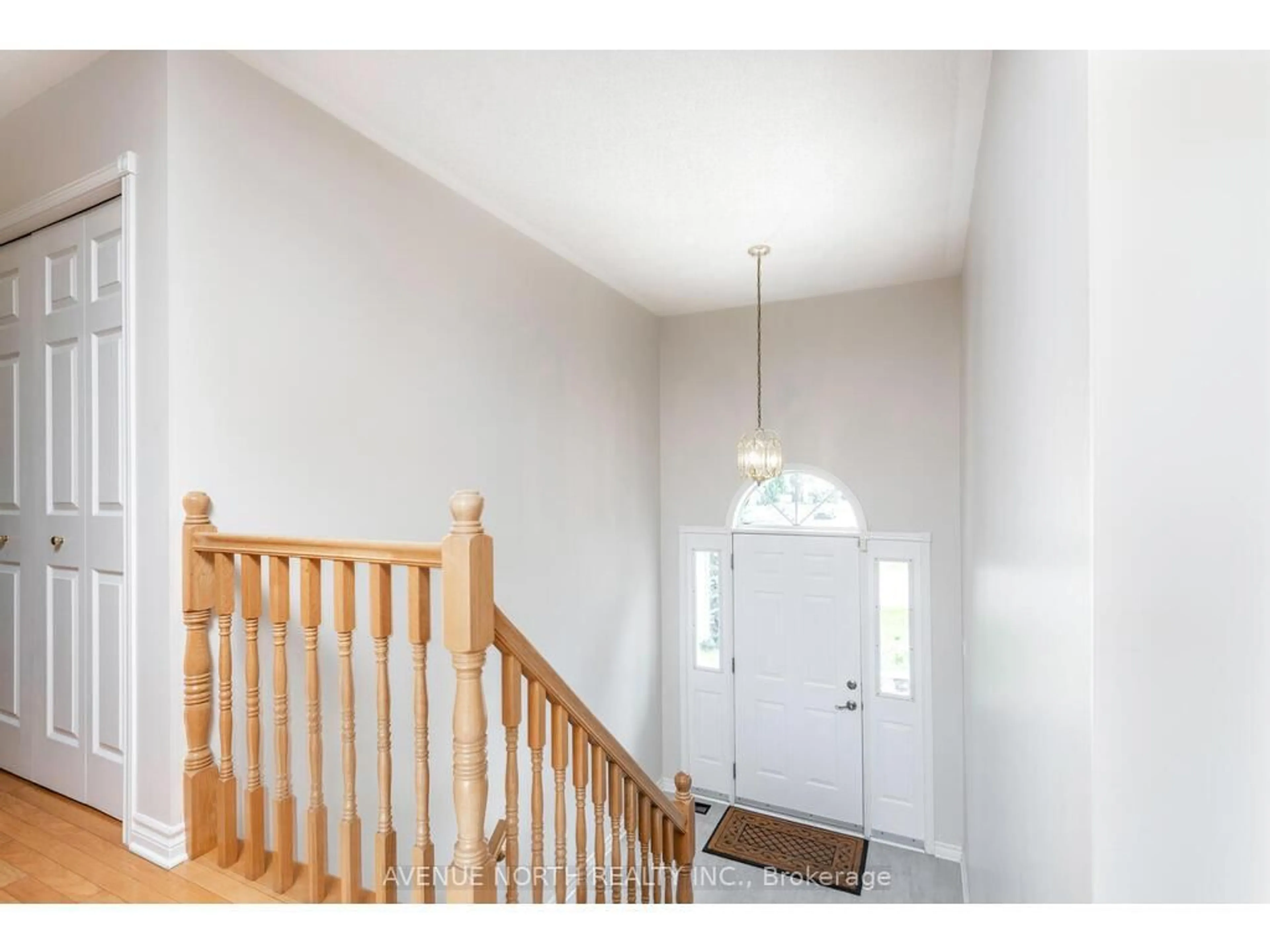 Unknown for 7 Riverbend Dr, Ottawa Ontario K2H 5G9