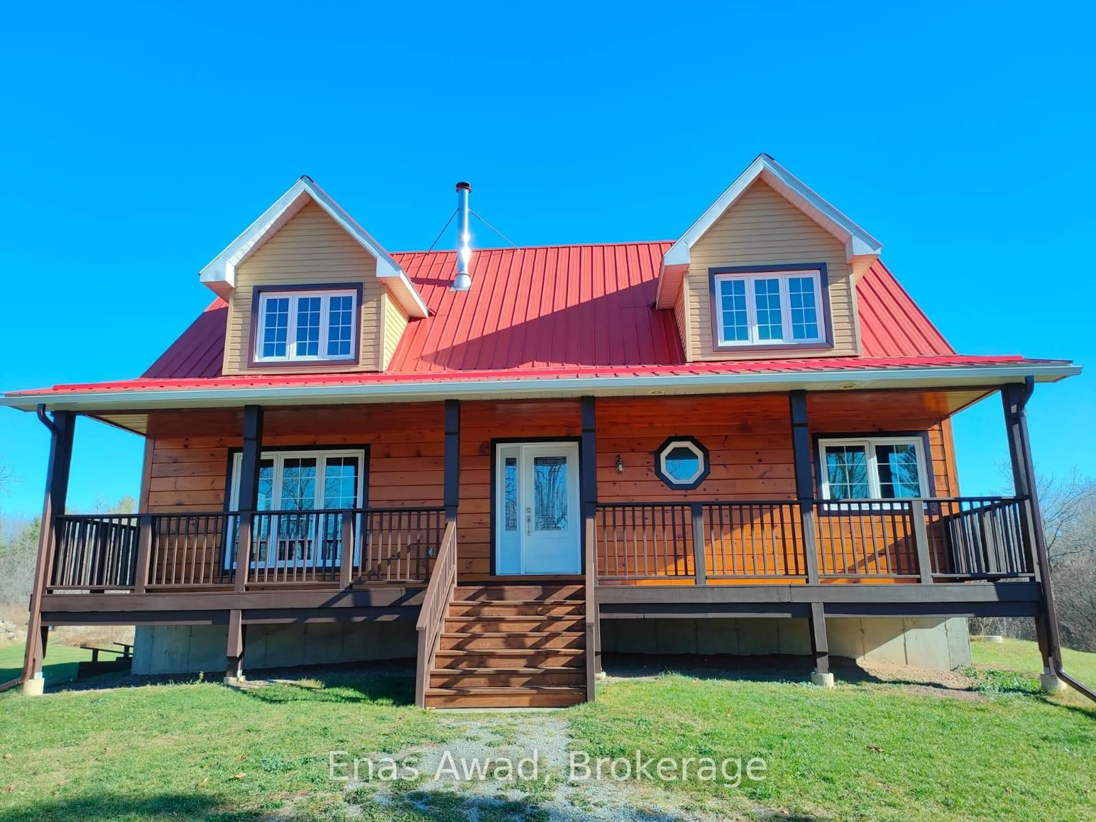 A pic from outside/outdoor area/front of a property/back of a property/a pic from drone, unknown for 195 Prest Rd, Limoges Ontario K0K 2M0