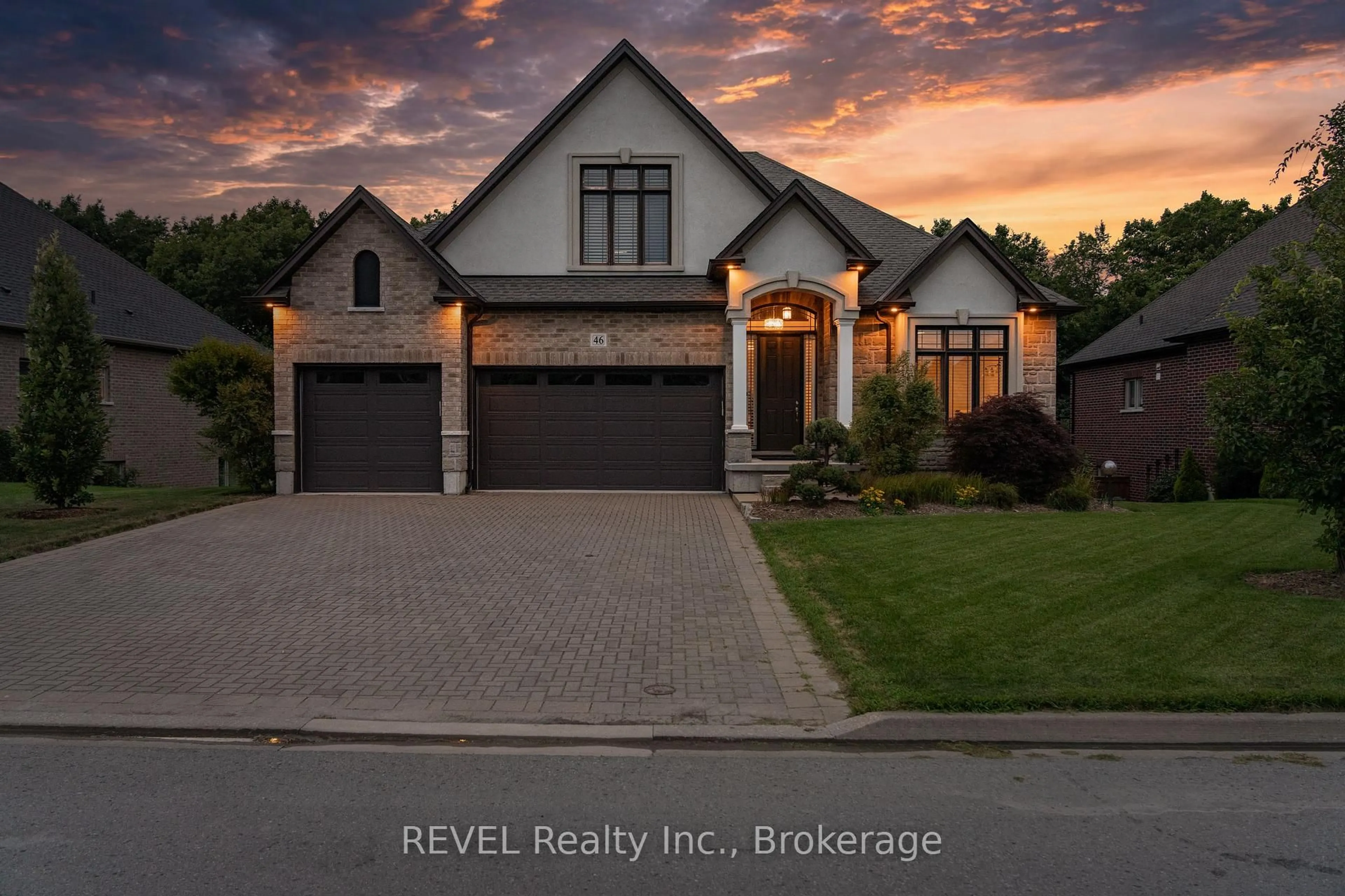 Home with brick exterior material, street for 46 Philmori Blvd, Pelham Ontario L0S 1E5