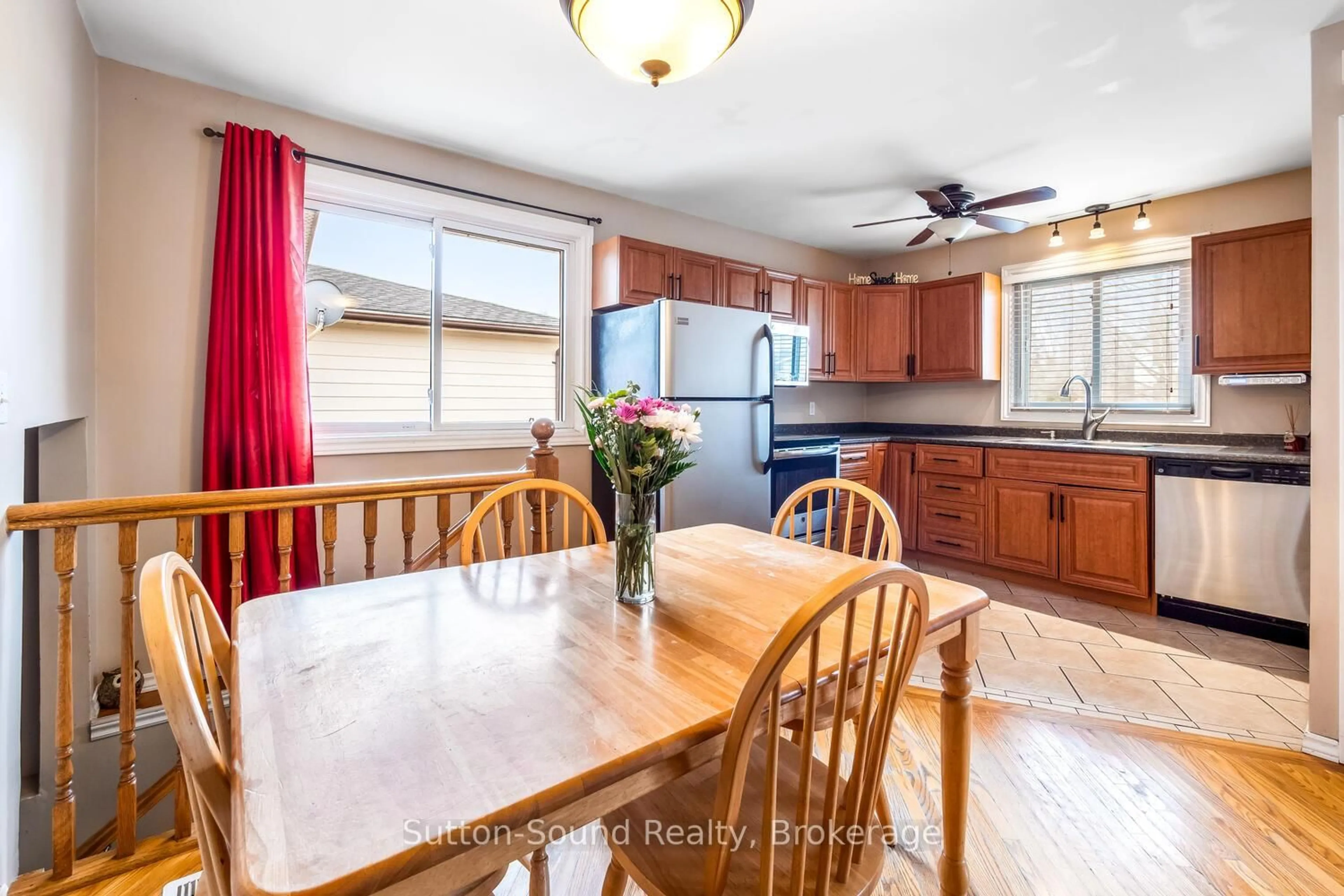 Unknown for 2041 8th Ave, Owen Sound Ontario N4K 3C5