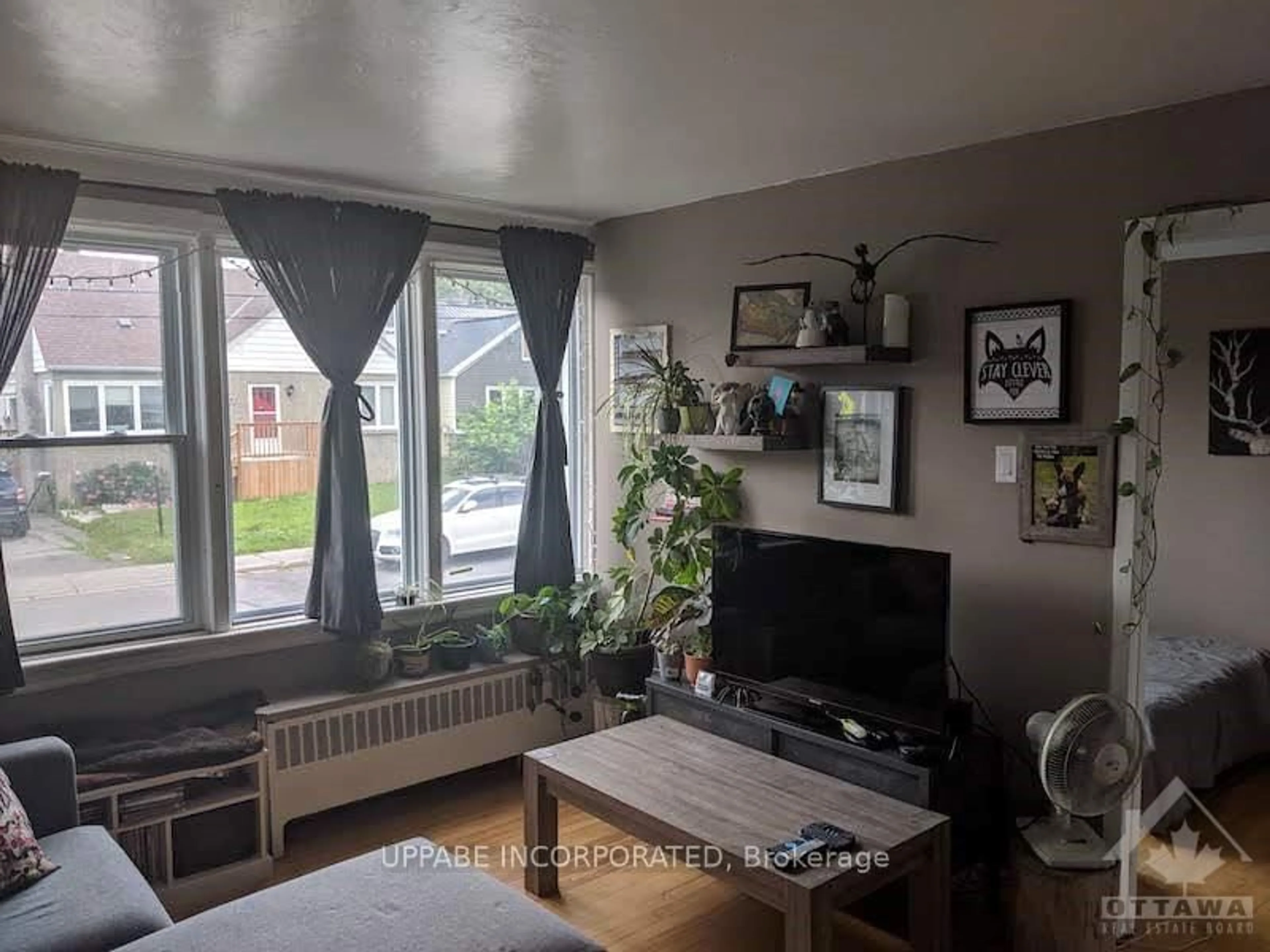 A pic of a room for 382 Brant St, Ottawa Ontario K1L 6V6