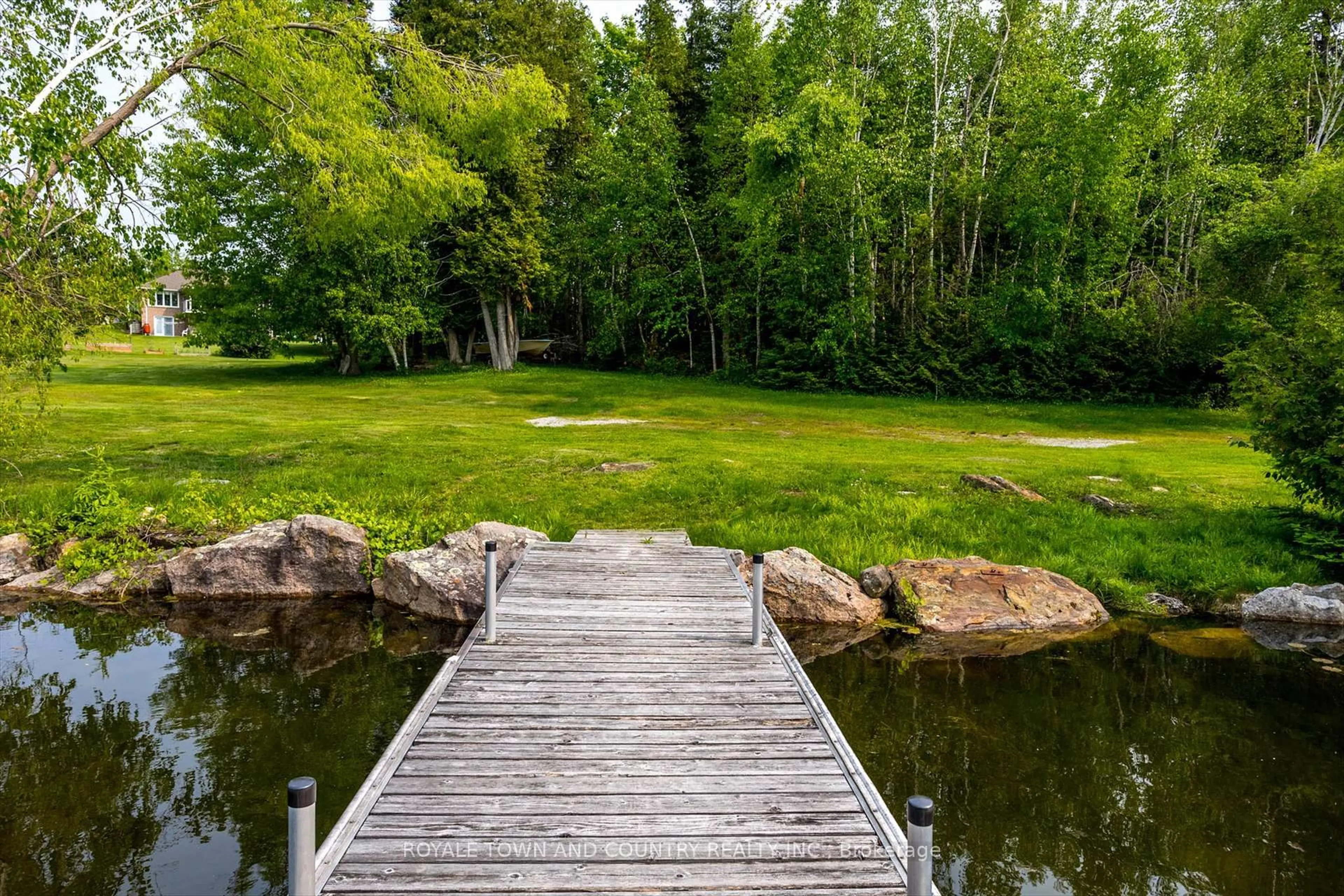 Patio, water/lake/river/ocean view for 1734 Barton Dr, Selwyn Ontario K0L 2H0