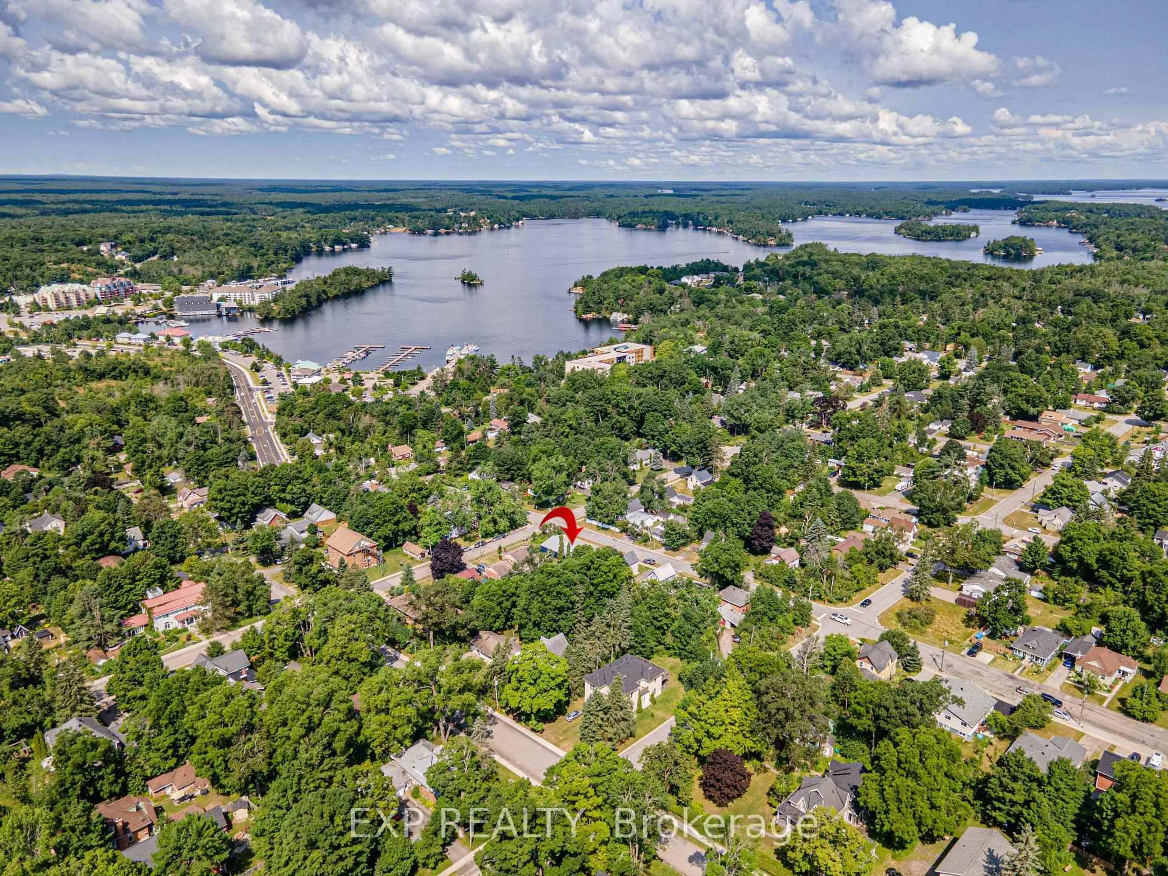 A pic from outside/outdoor area/front of a property/back of a property/a pic from drone, water/lake/river/ocean view for 395 Brown St, Gravenhurst Ontario P1P 1G6