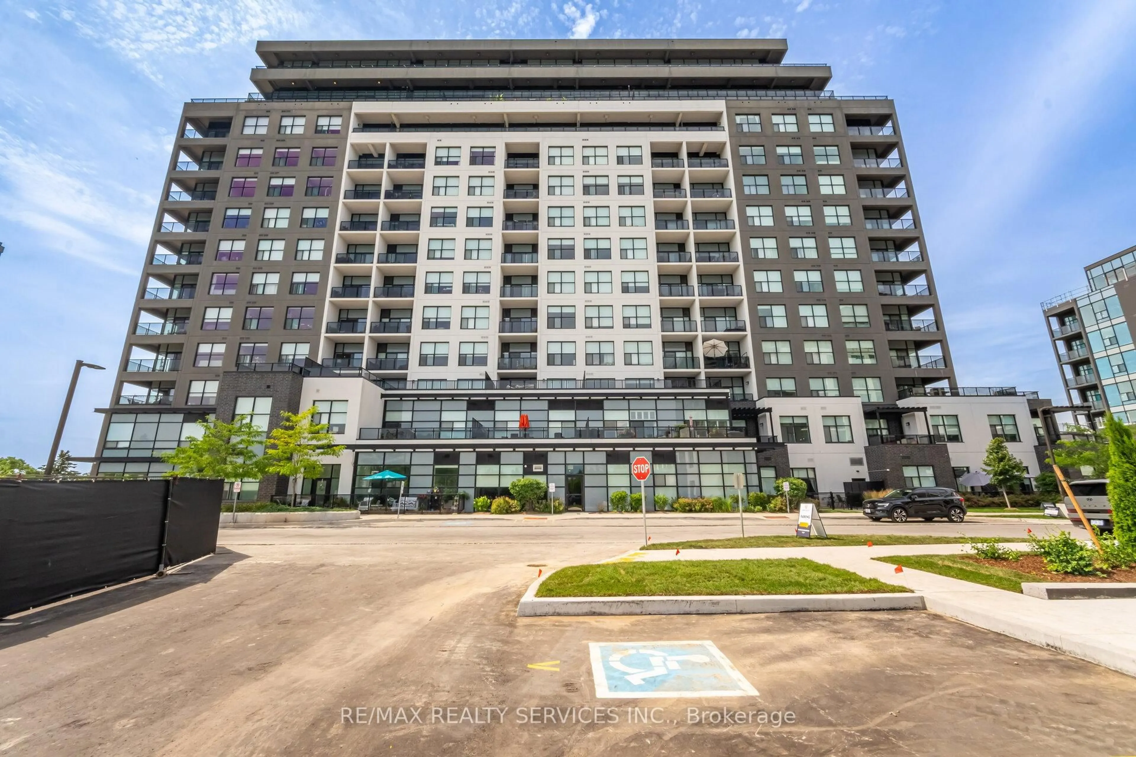 Unknown for 1880 Gordon St #605, Guelph Ontario N1L 0P5