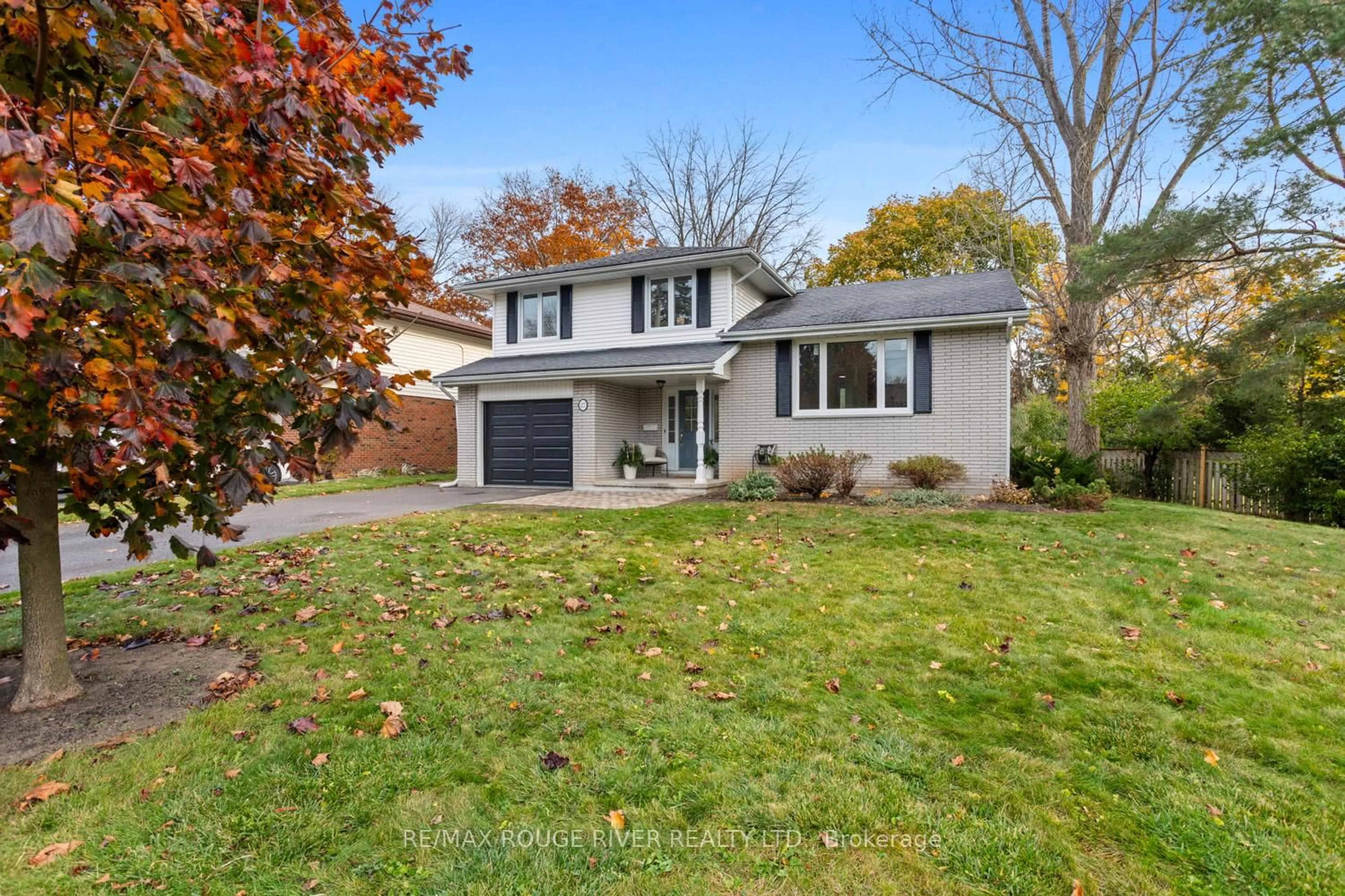 Home with vinyl exterior material, street for 27 Keller Dr, Belleville Ontario K8P 4B3