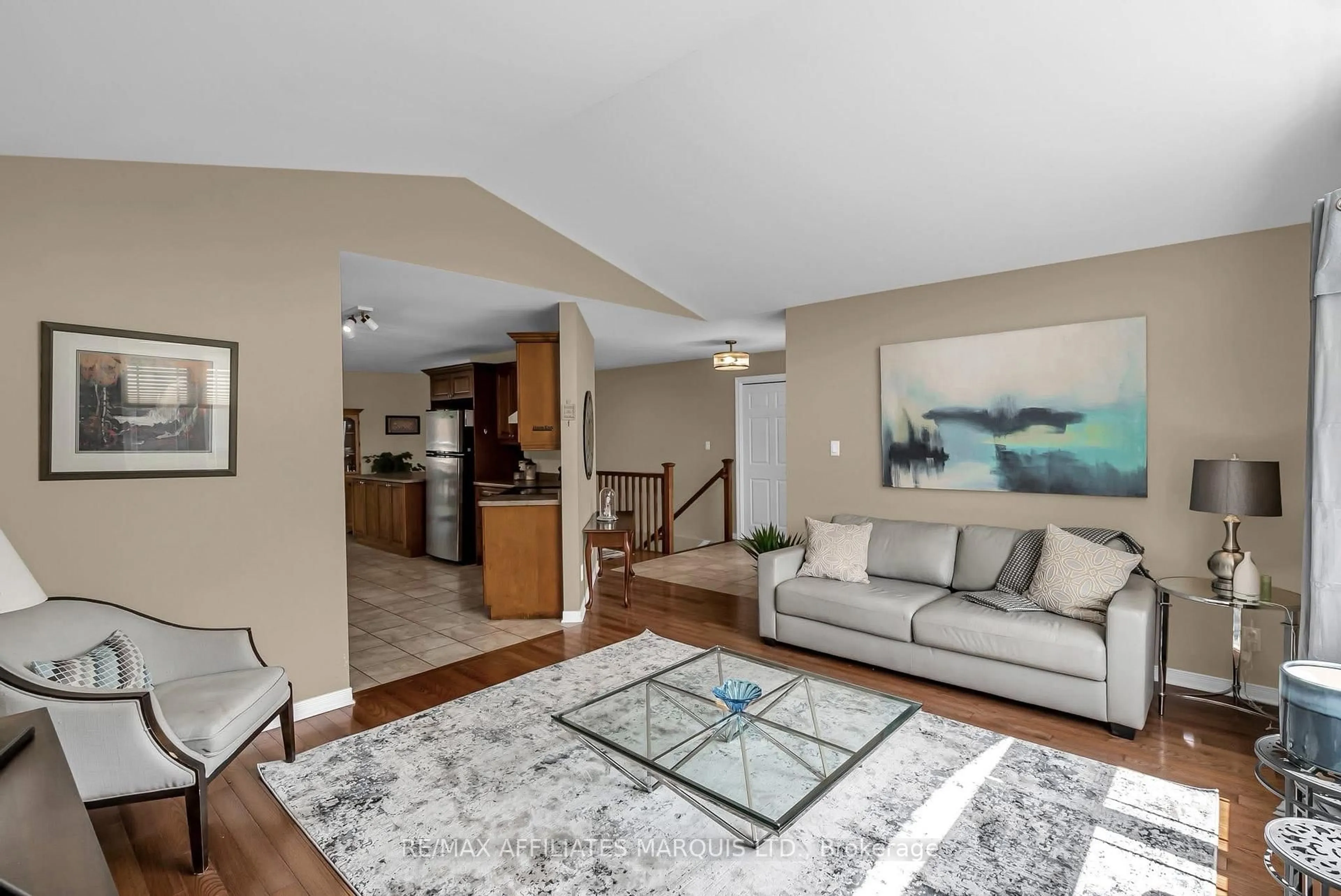 Living room with furniture, unknown for 1282 Daprat Ave, Cornwall Ontario K6H 6N9