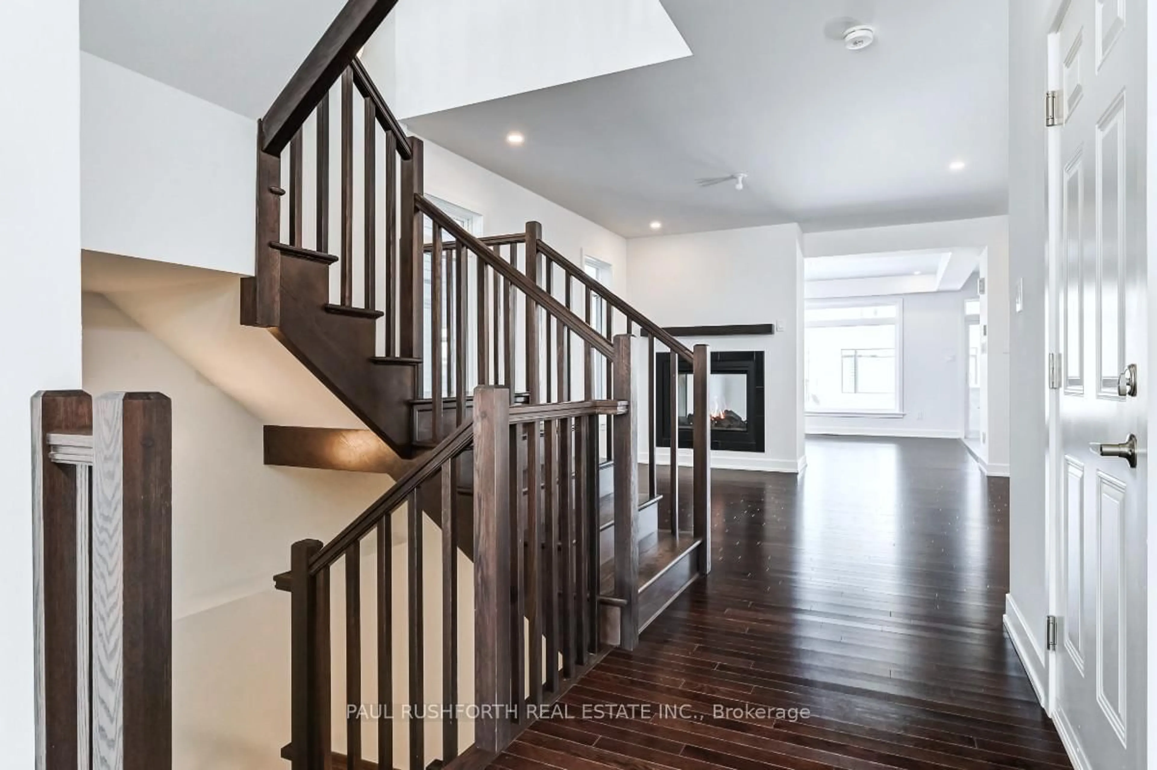 Stairs for 76 BIG DIPPER St, Ottawa Ontario K4M 0K1