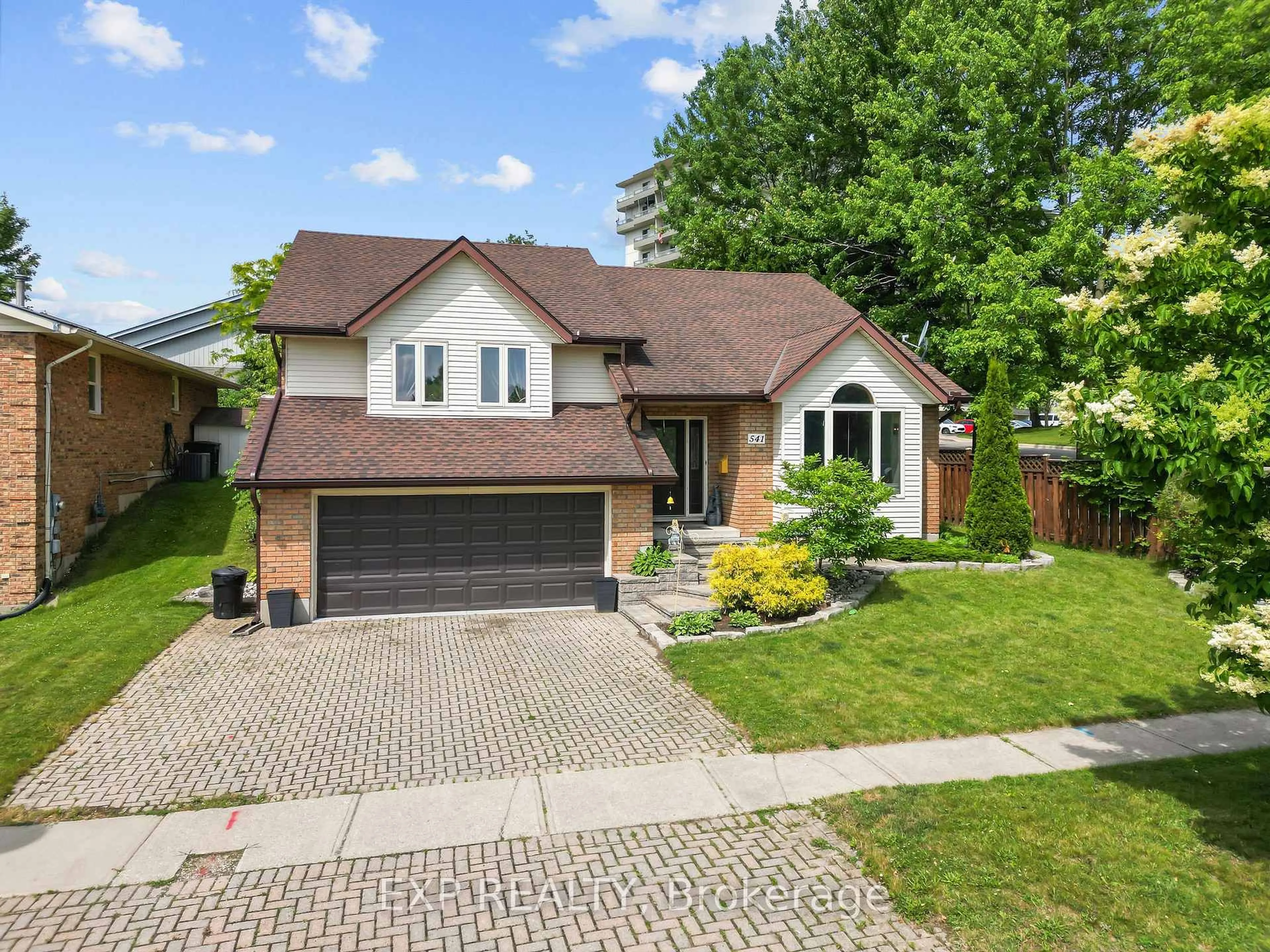Home with brick exterior material, street for 541 Chieftain St, Woodstock Ontario N4T 1C8