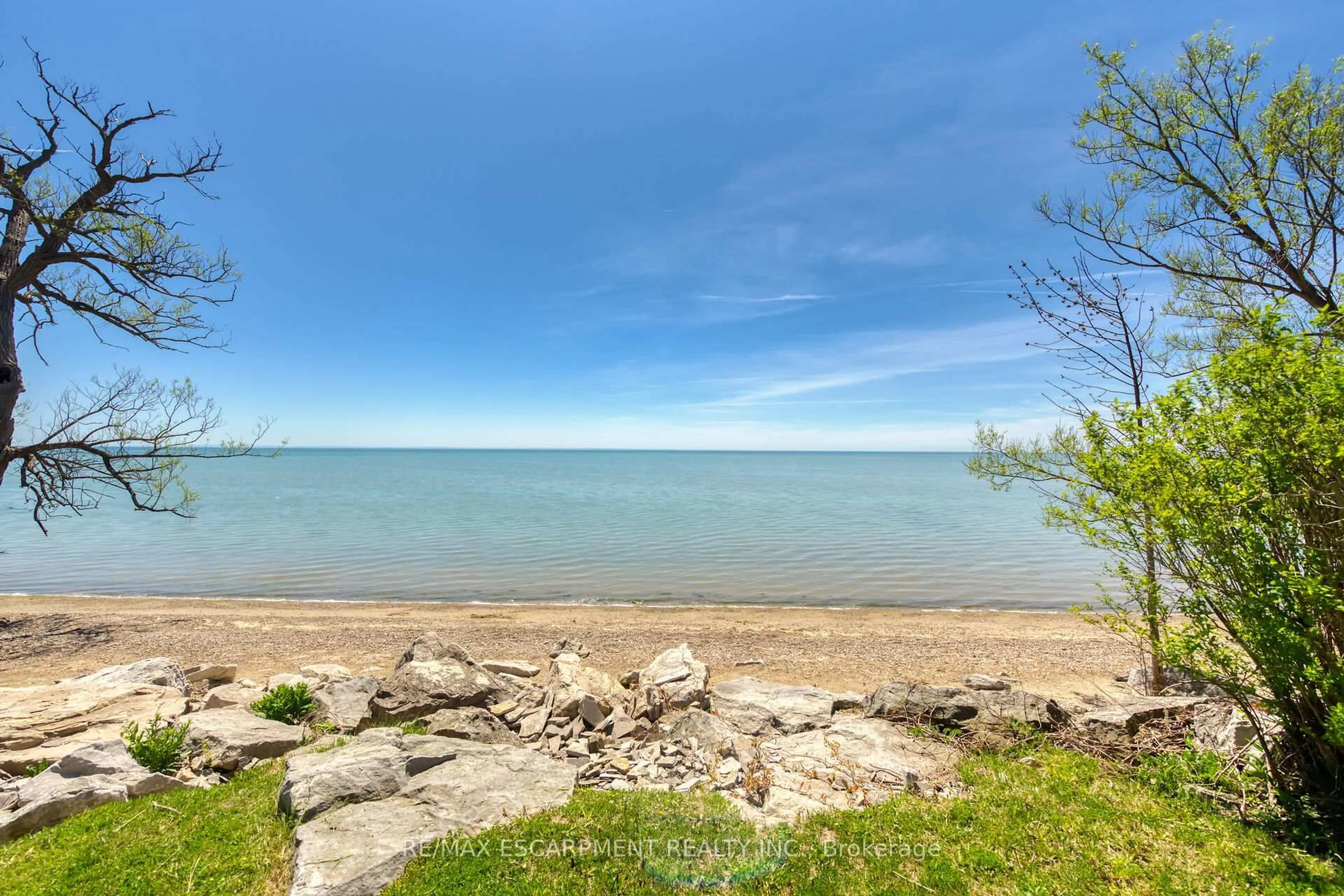 Unknown for 713 Lakeshore Rd, Haldimand Ontario N0A 1P0