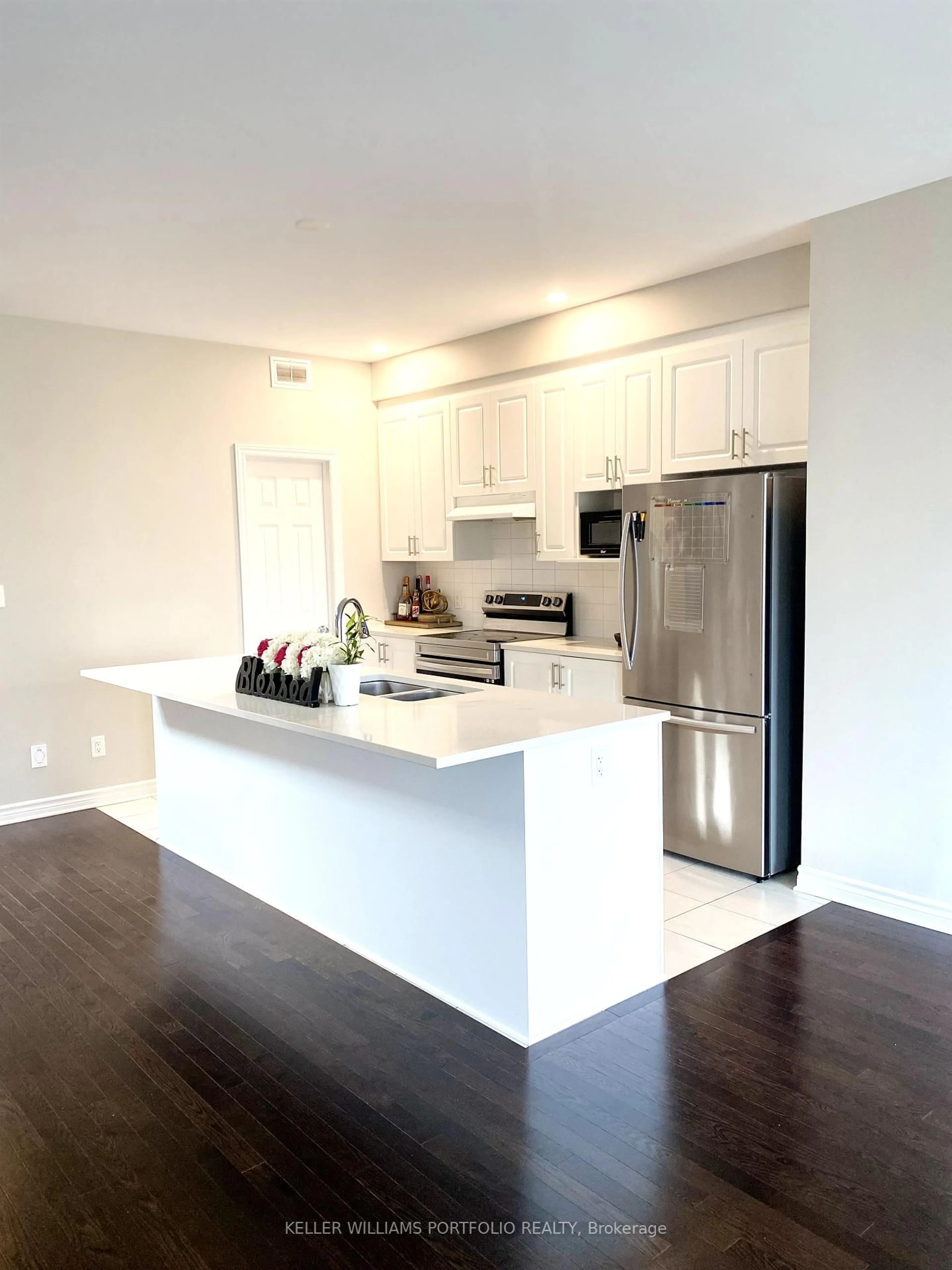 Open concept kitchen, unknown for 1342 Demers Ave, Kingston Ontario K7M 0H7