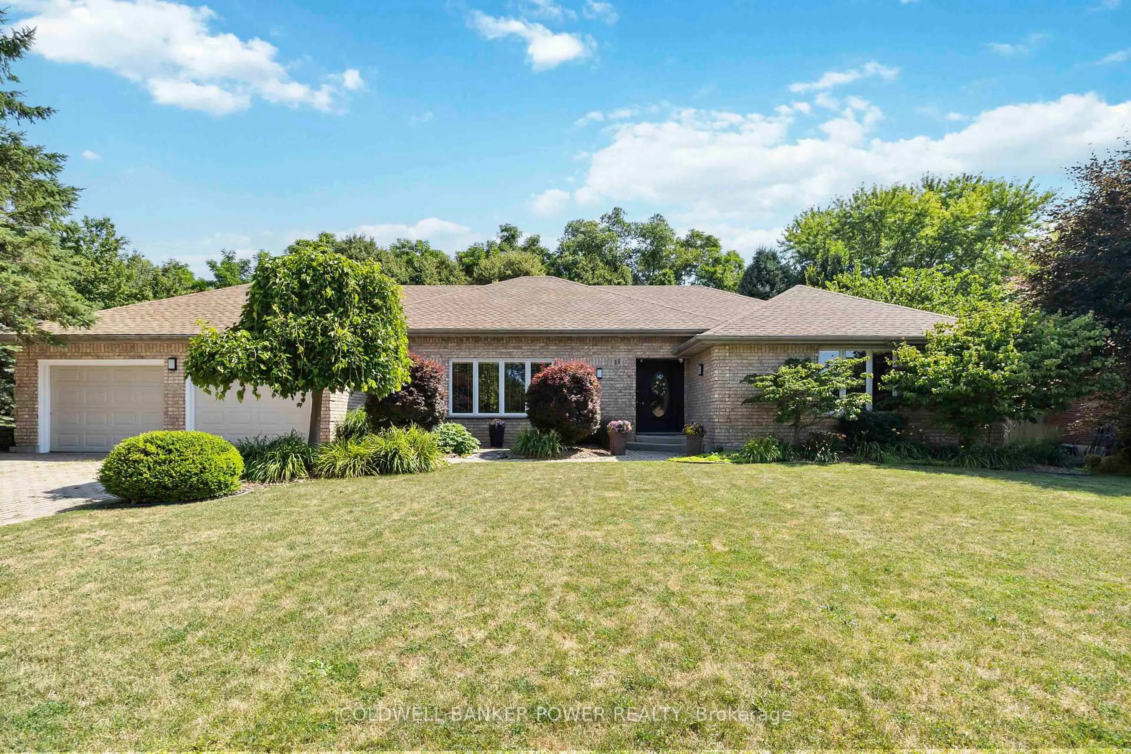 Home with brick exterior material, street for 11 Otter Crt, Tillsonburg Ontario N4G 5B1