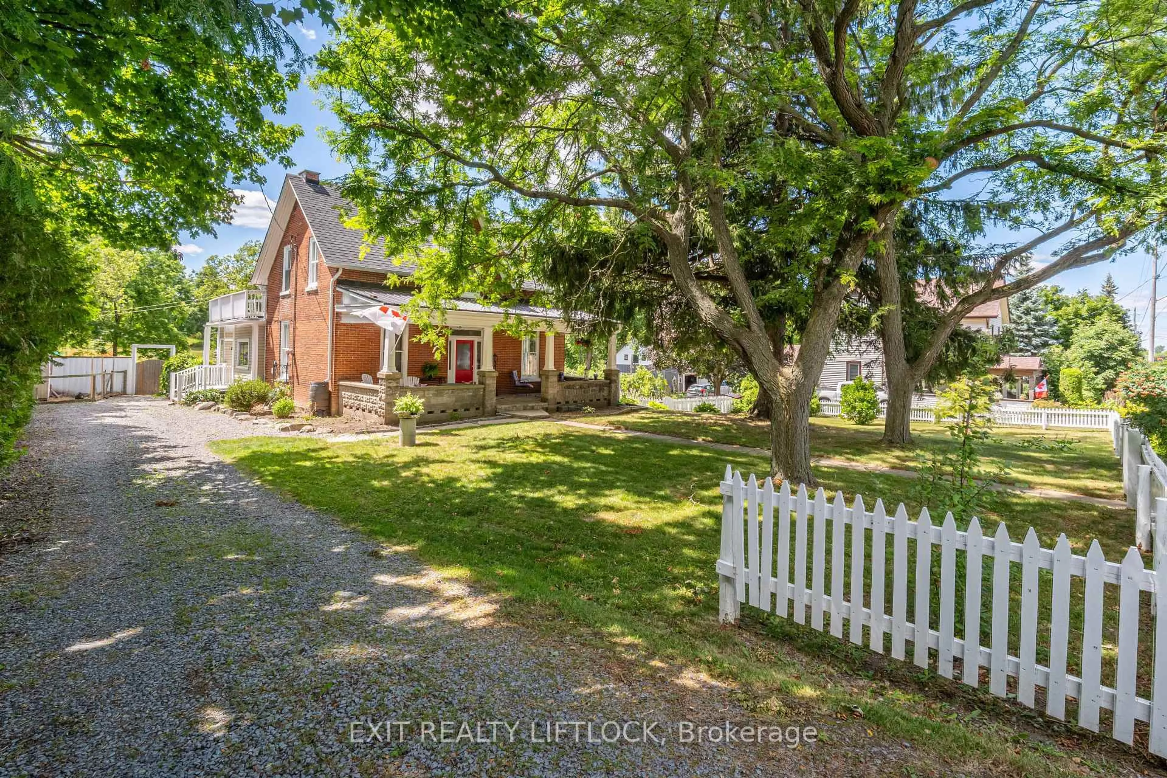A pic from outside/outdoor area/front of a property/back of a property/a pic from drone, street for 174 County Road 28 Rd, Cavan Monaghan Ontario L0A 1G0
