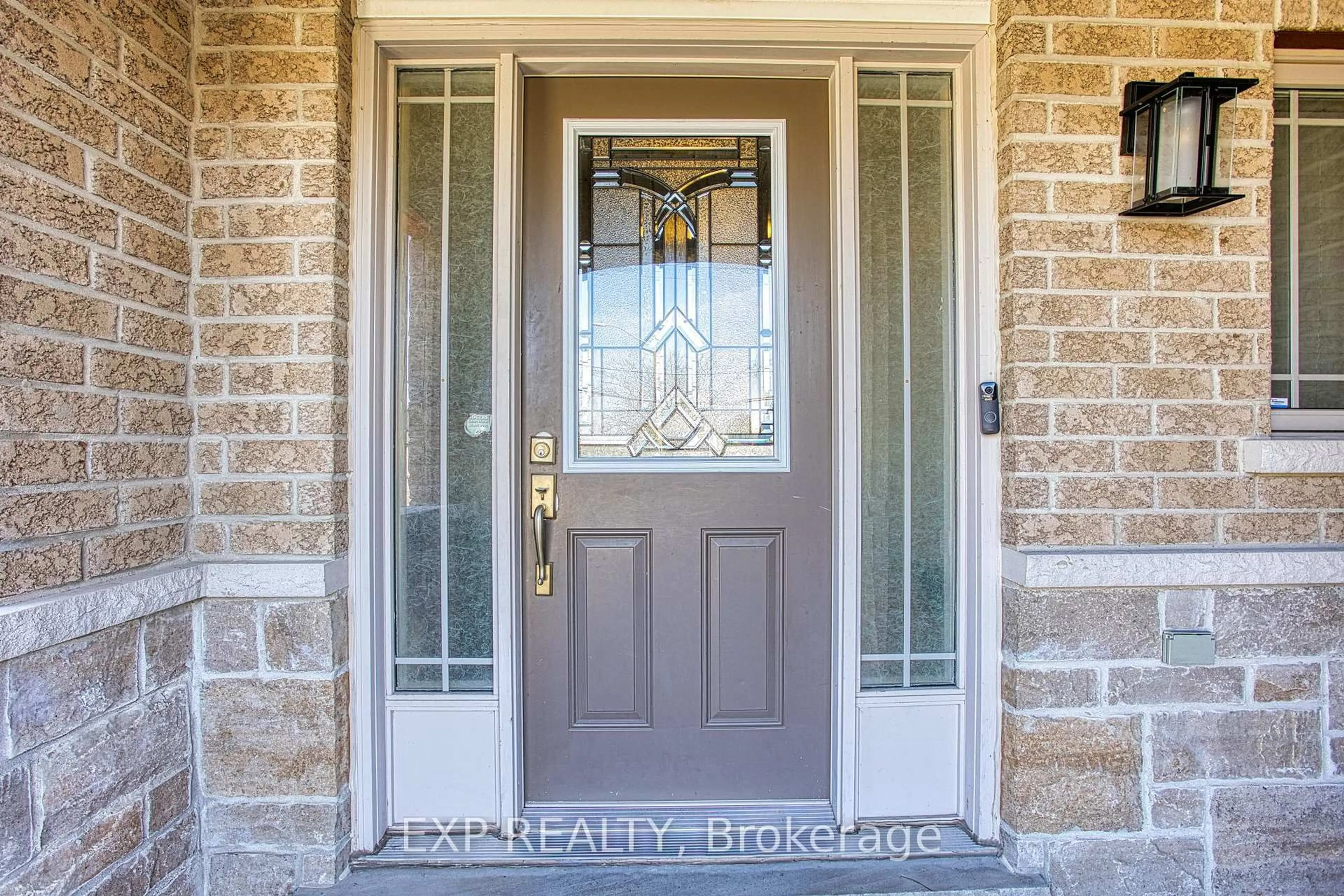 Indoor entryway for 1332 Baseline Rd, Hamilton Ontario L8E 0E4