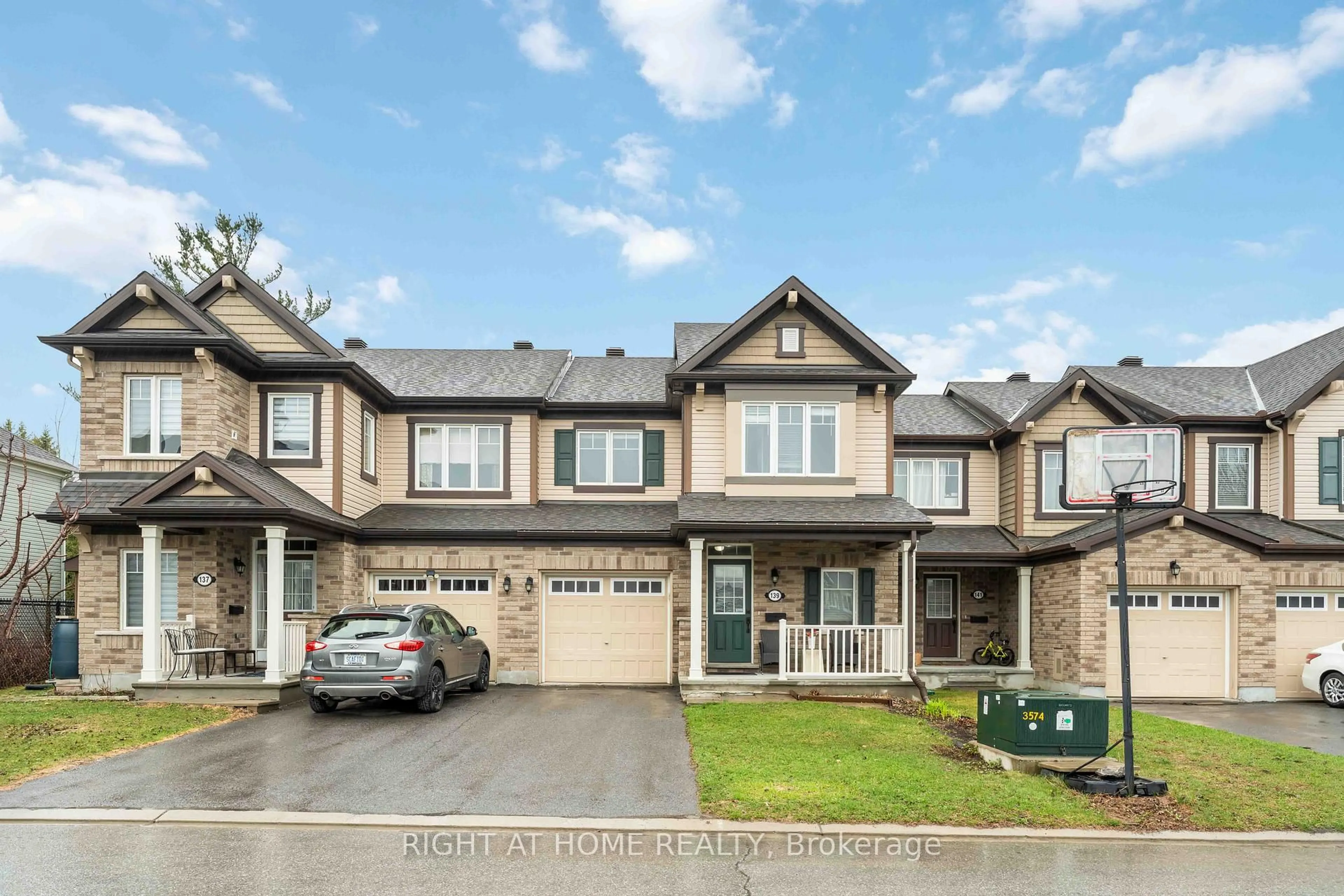 Home with brick exterior material, street for 139 Maestro Ave, Ottawa Ontario K2S 0V4