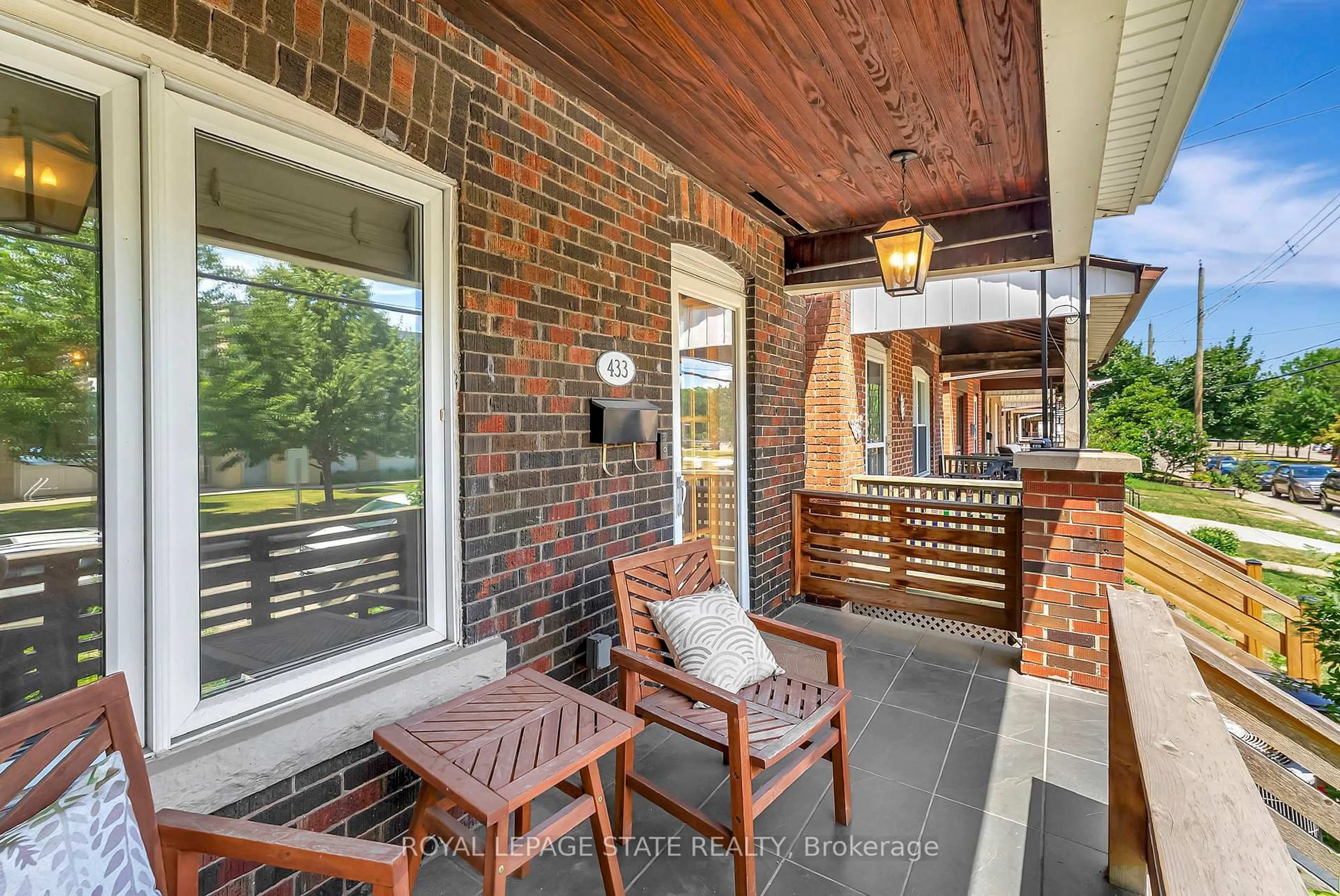Patio, street for 433 Hughson St, Hamilton Ontario L8L 4N4