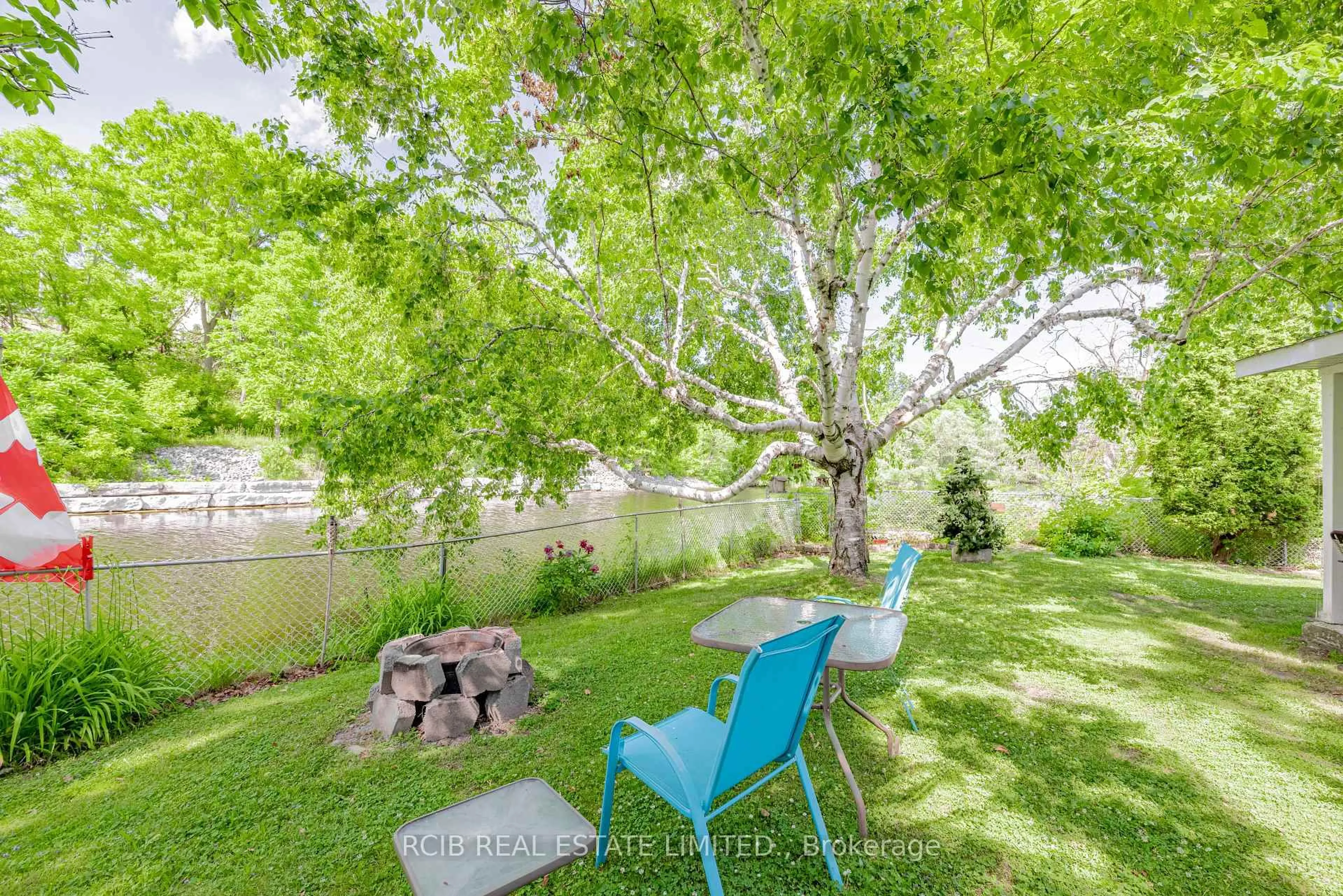 Patio, water/lake/river/ocean view for 70 Ridout St, Kawartha Lakes Ontario K9V 2B8