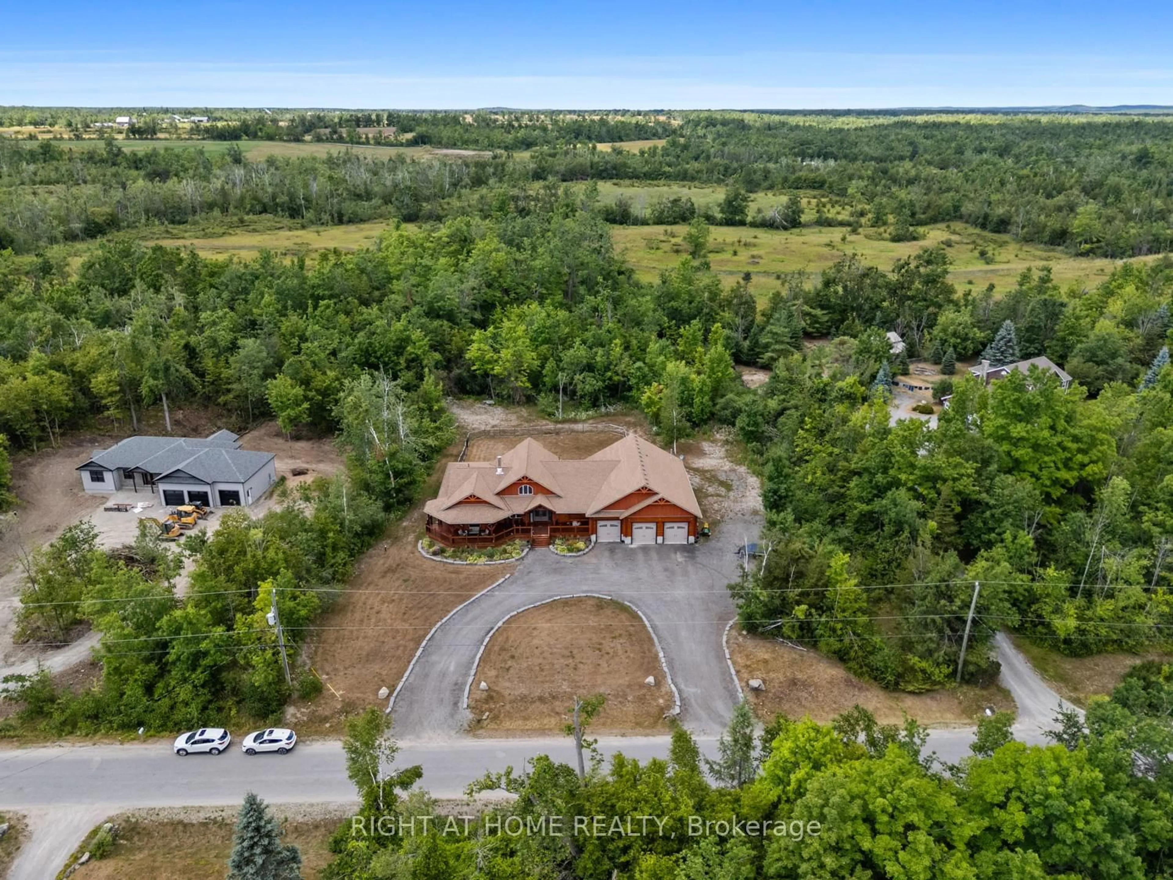 A pic from outside/outdoor area/front of a property/back of a property/a pic from drone, unknown for 177 Ellwood Cres, Trent Lakes Ontario K0M 1A0