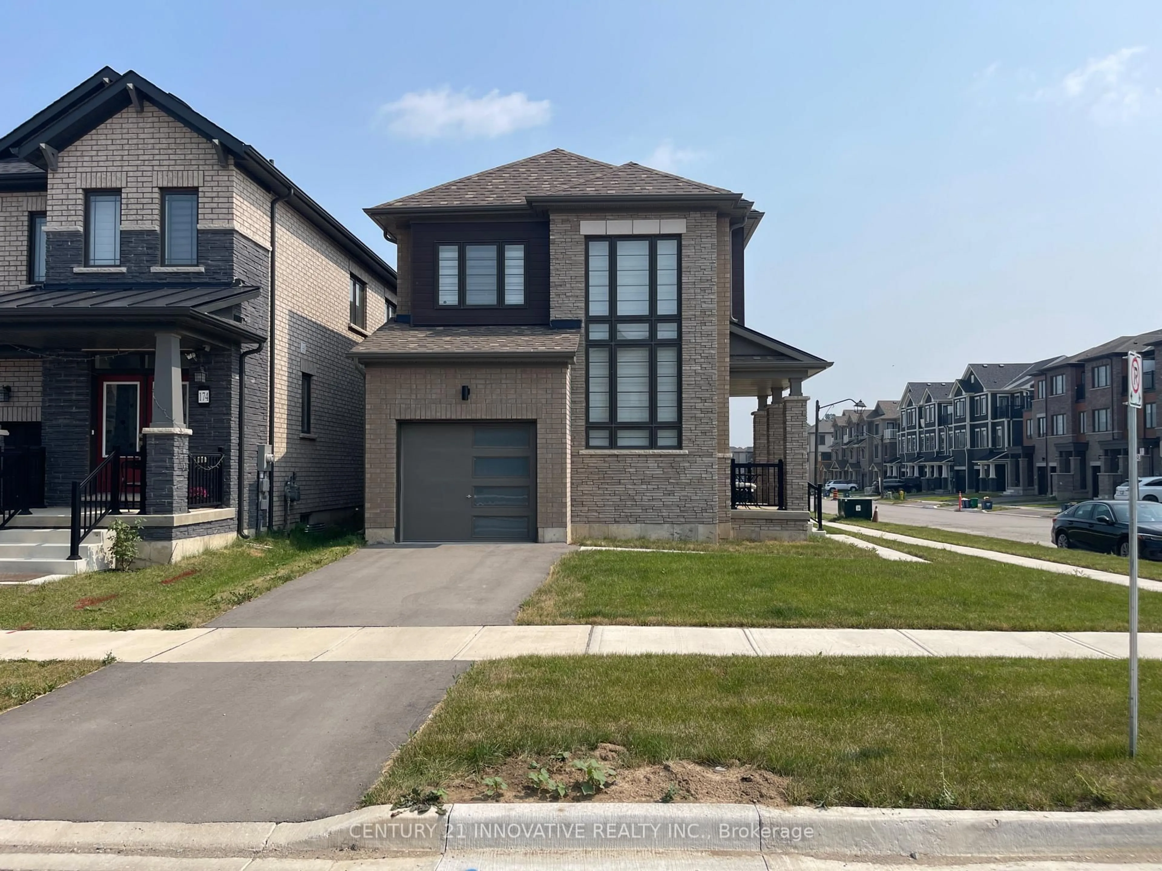 Home with brick exterior material, street for 172 Wilmot Rd, Brantford Ontario N3T 0W7