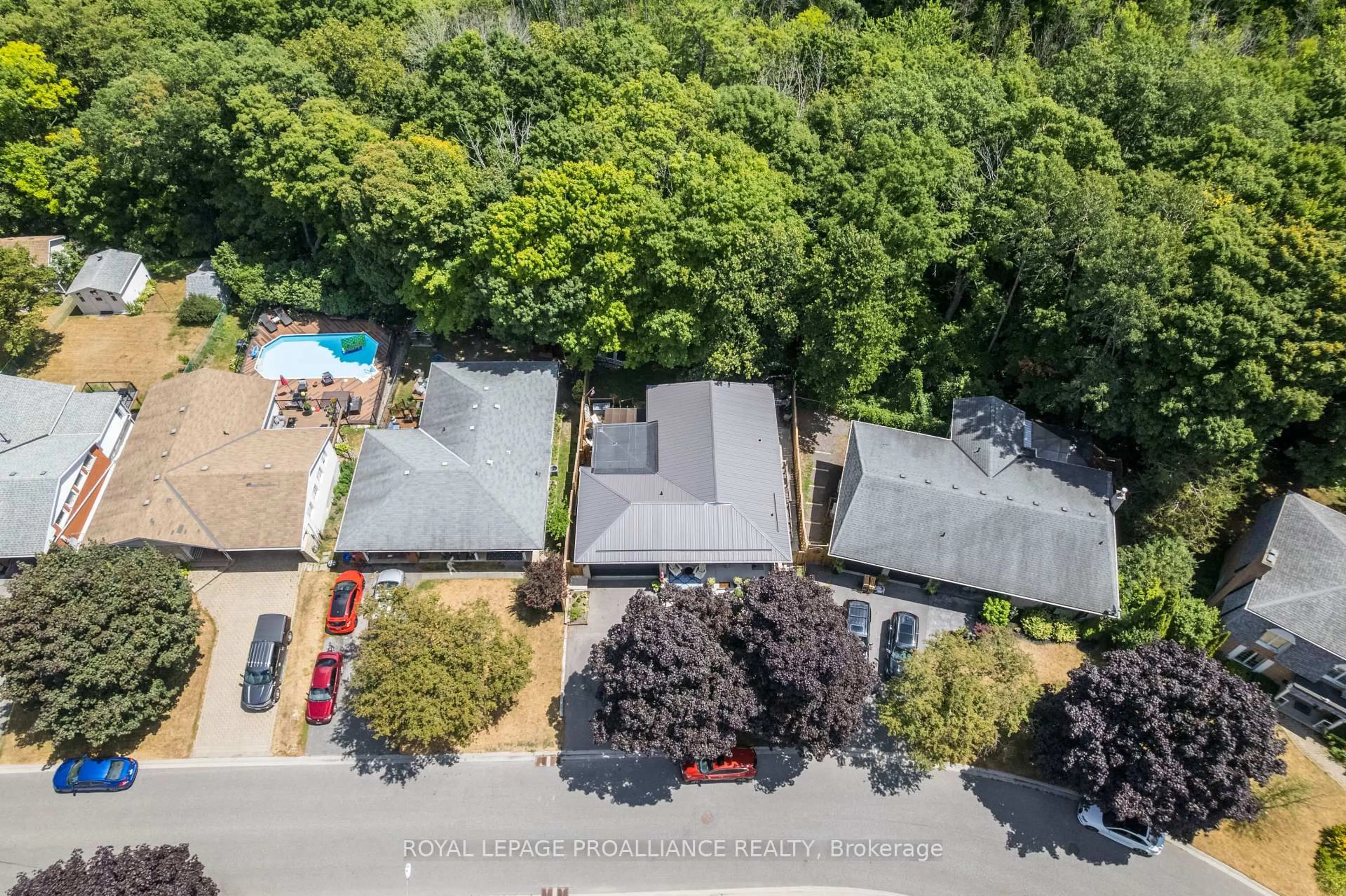 A pic from outside/outdoor area/front of a property/back of a property/a pic from drone, street for 56 Parkview Hts, Quinte West Ontario K8V 5L7