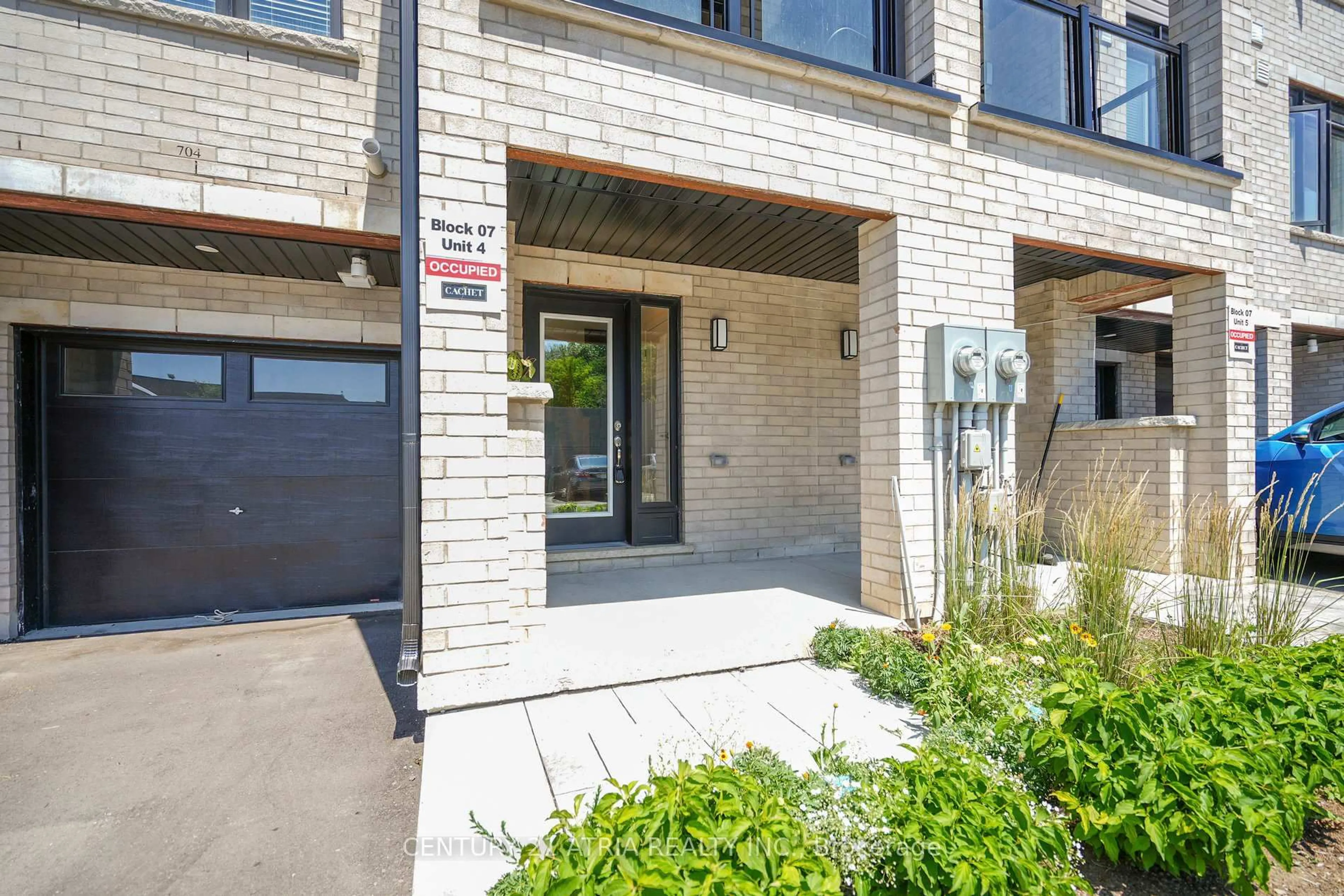 Home with brick exterior material, street for 585 Colborne St #704, Brantford Ontario N3S 0K4