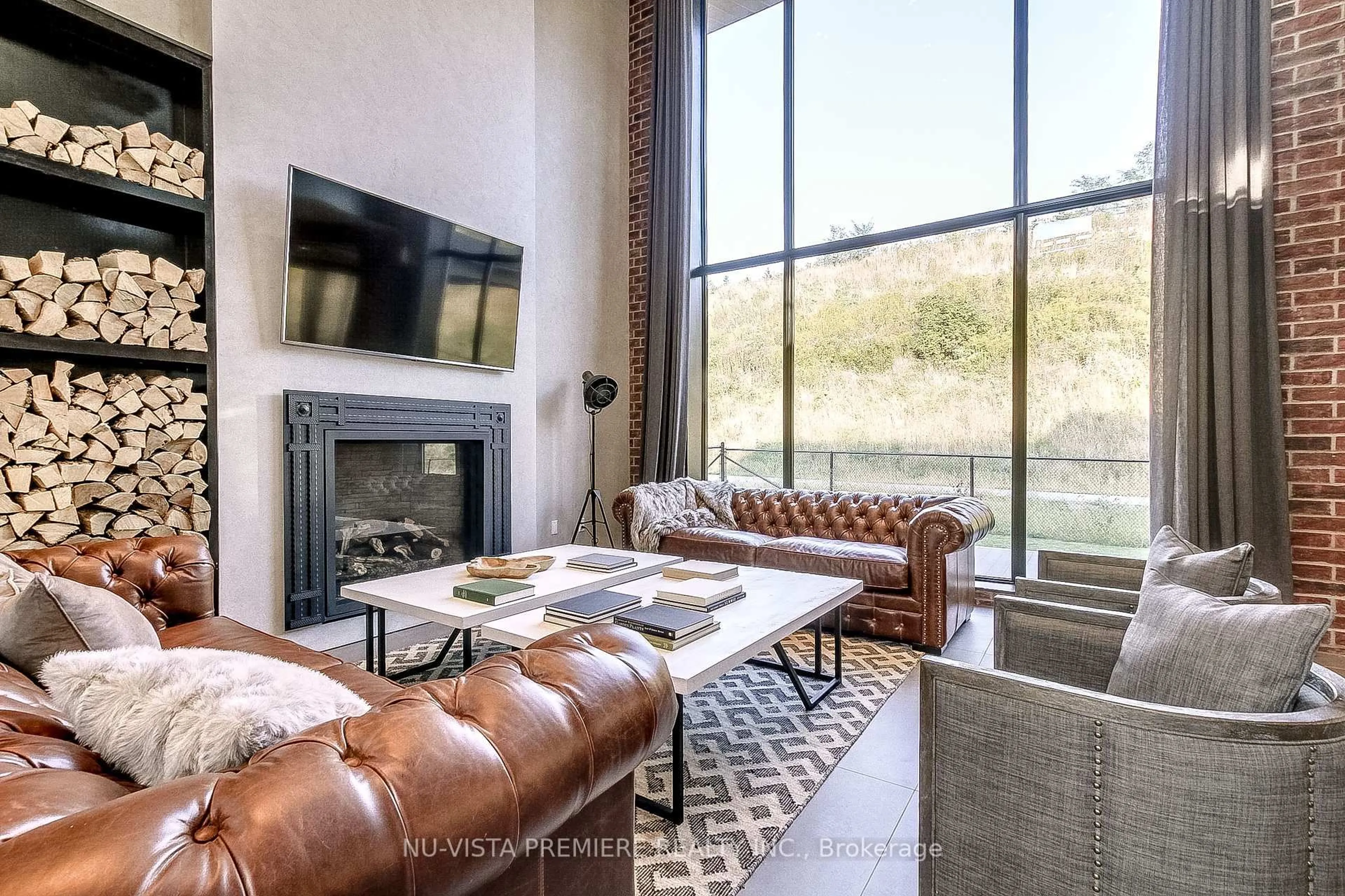 Living room with furniture, unknown for 2162 IRONWOOD Rd, London South Ontario N6K 0H2