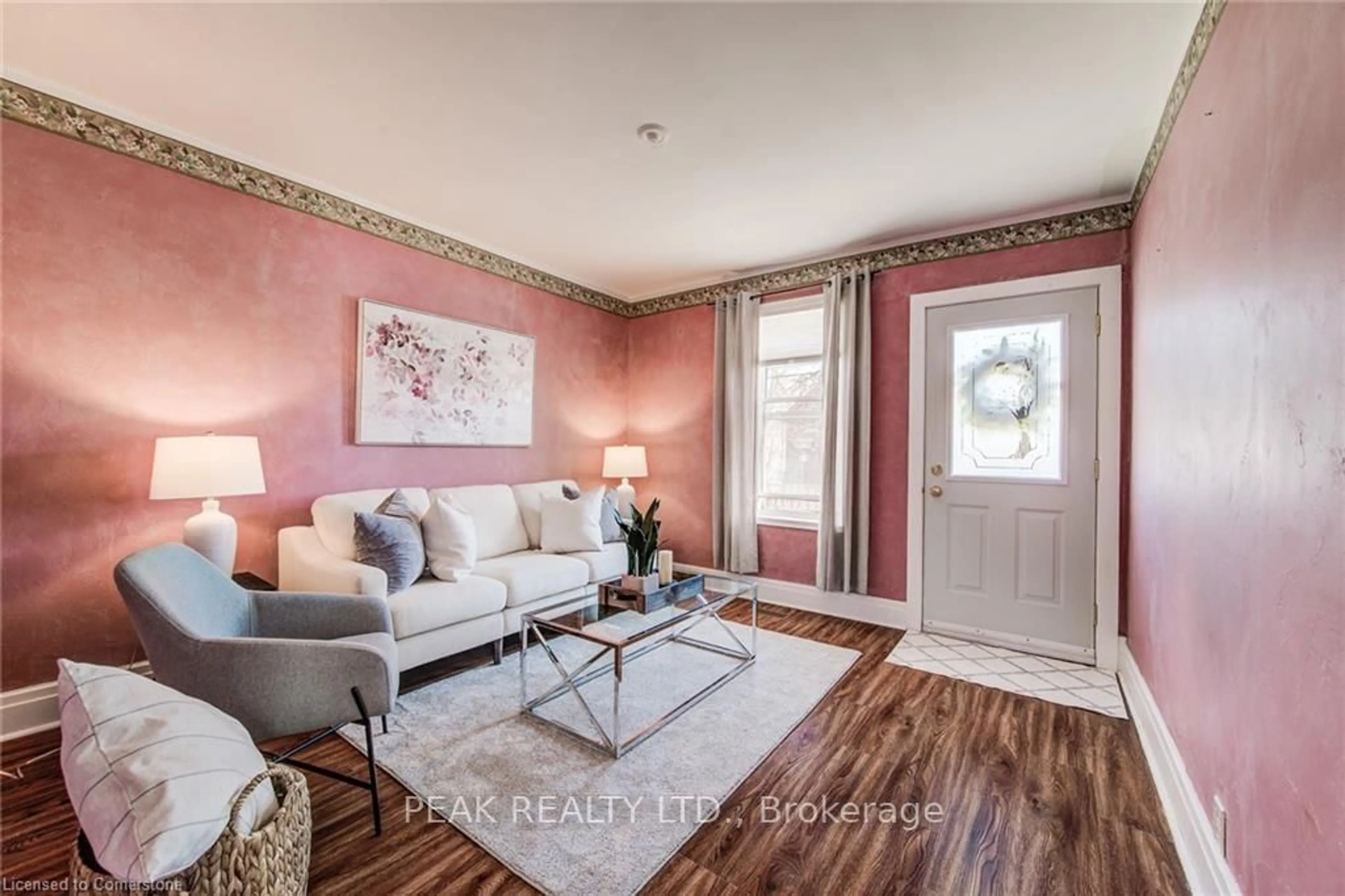 Living room with furniture, unknown for 124 Elizabeth St, Guelph Ontario N1E 2X3