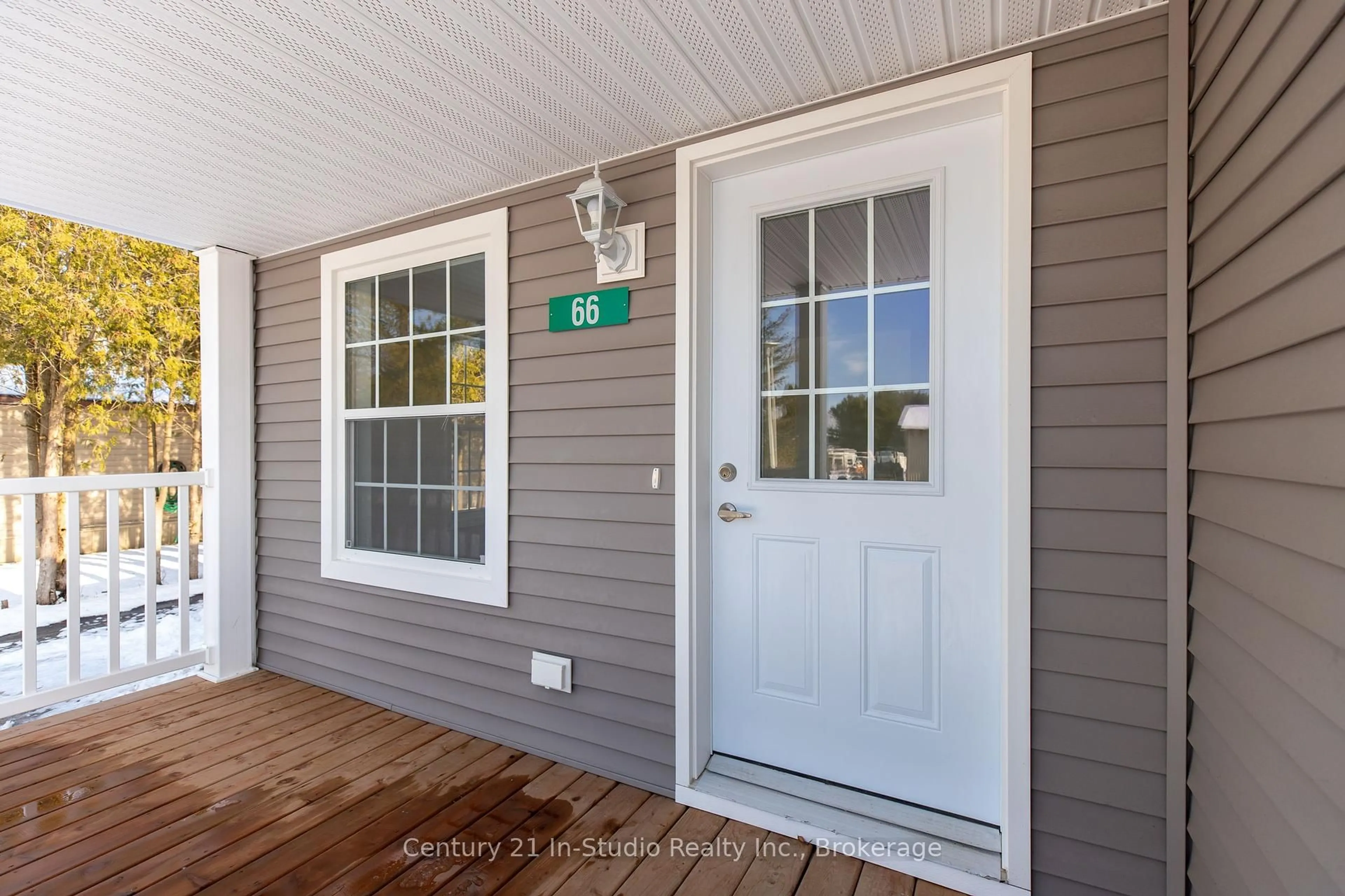 Home with vinyl exterior material, street for 66 Sussex Sq, Georgian Bluffs Ontario N4K 5N5