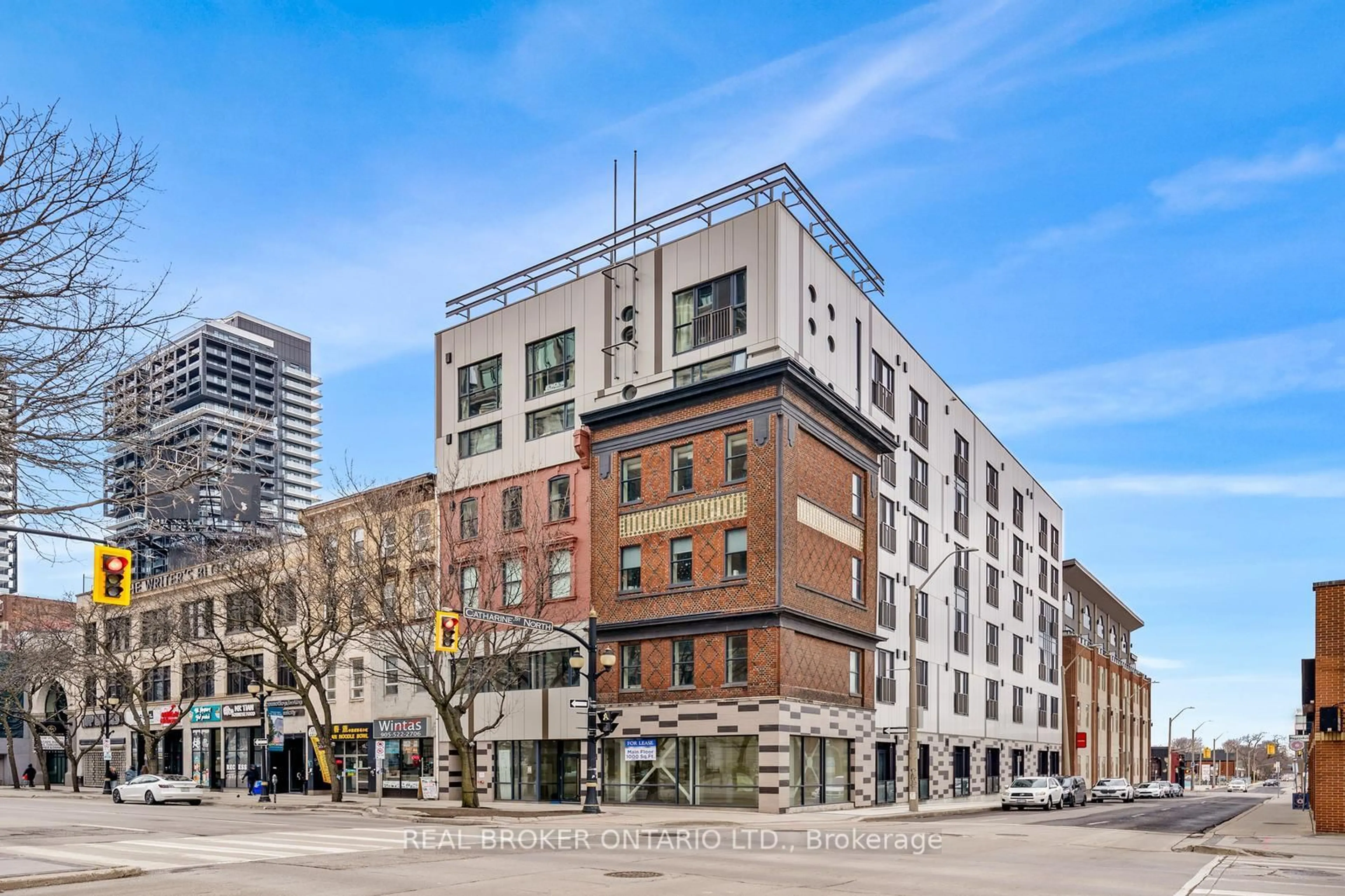 Unknown for 121 King St East St #206, Hamilton Ontario L8N 1A9
