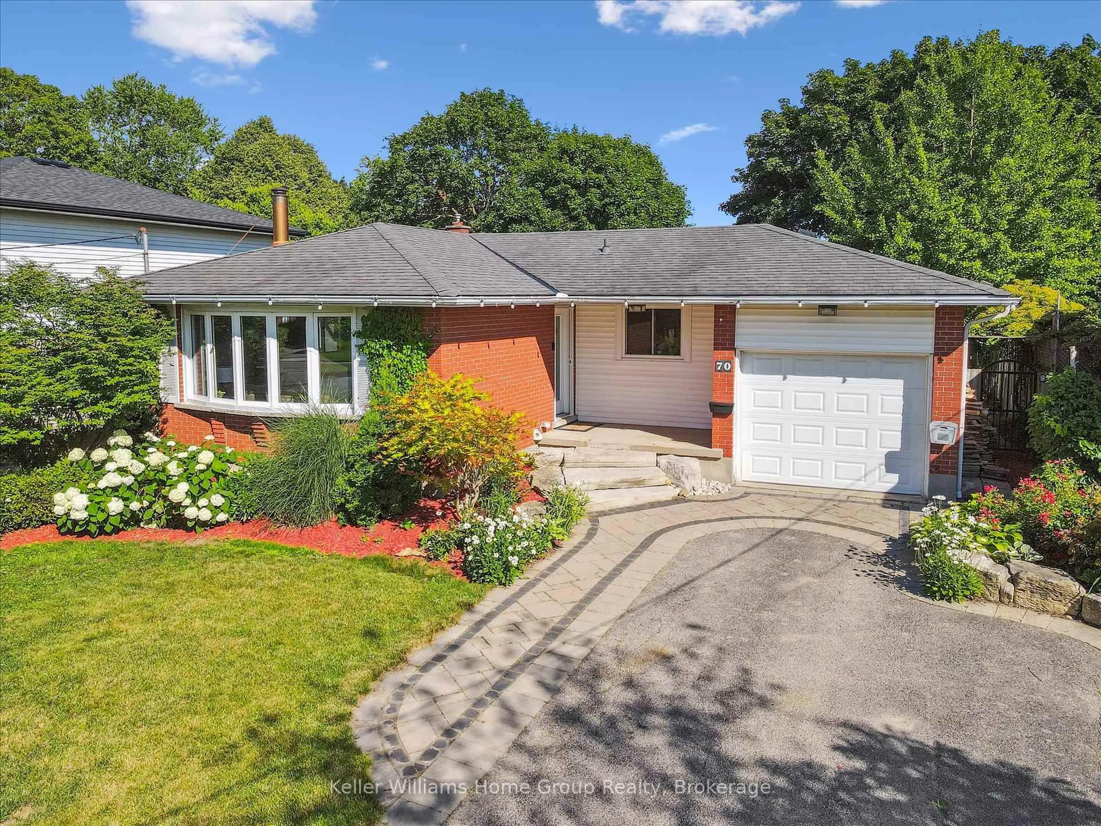 A pic from outside/outdoor area/front of a property/back of a property/a pic from drone, street for 70 Balmoral Dr, Guelph Ontario N1E 3N6