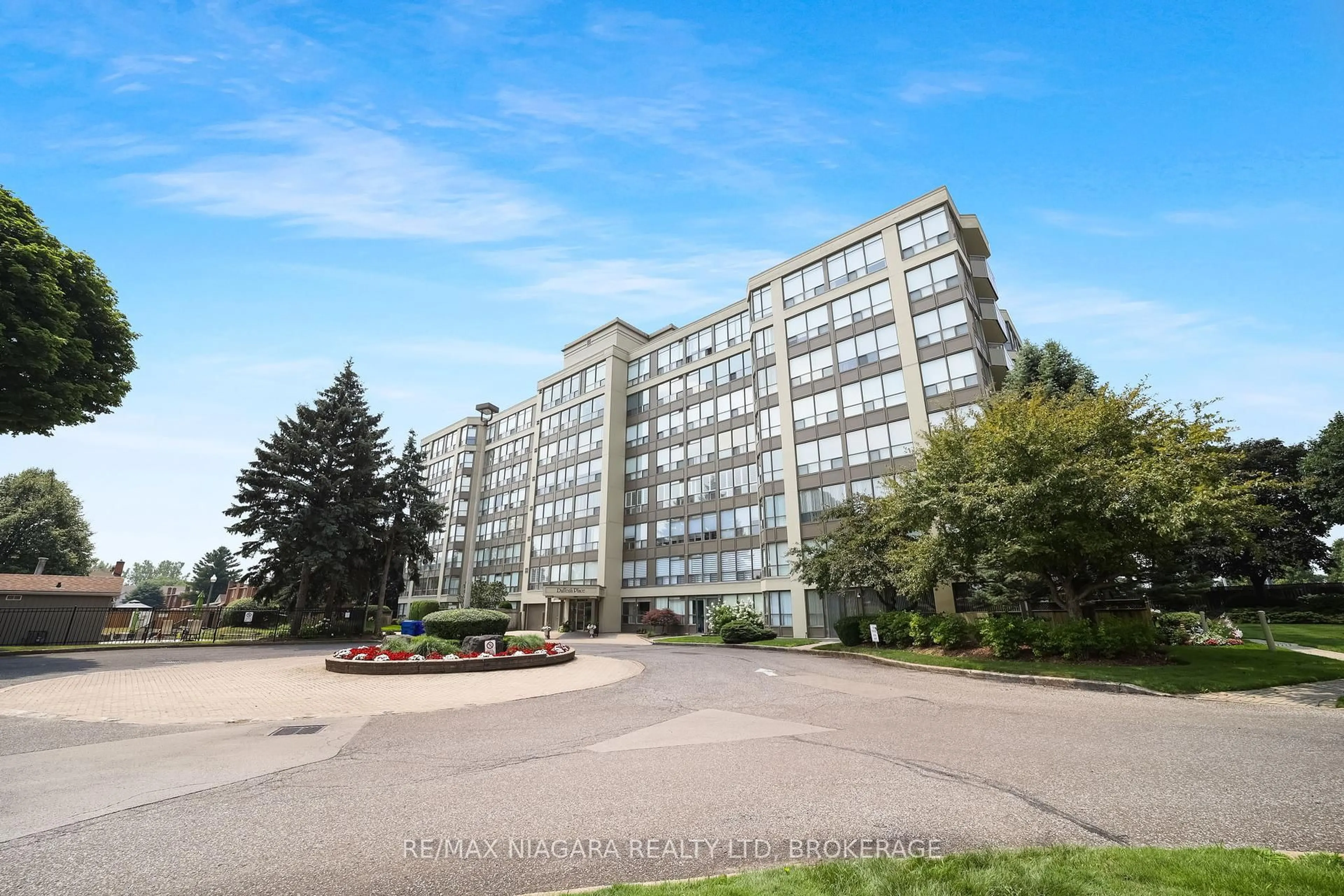 Unknown for 5100 Dorchester Rd #303, Niagara Falls Ontario L2E 7H4