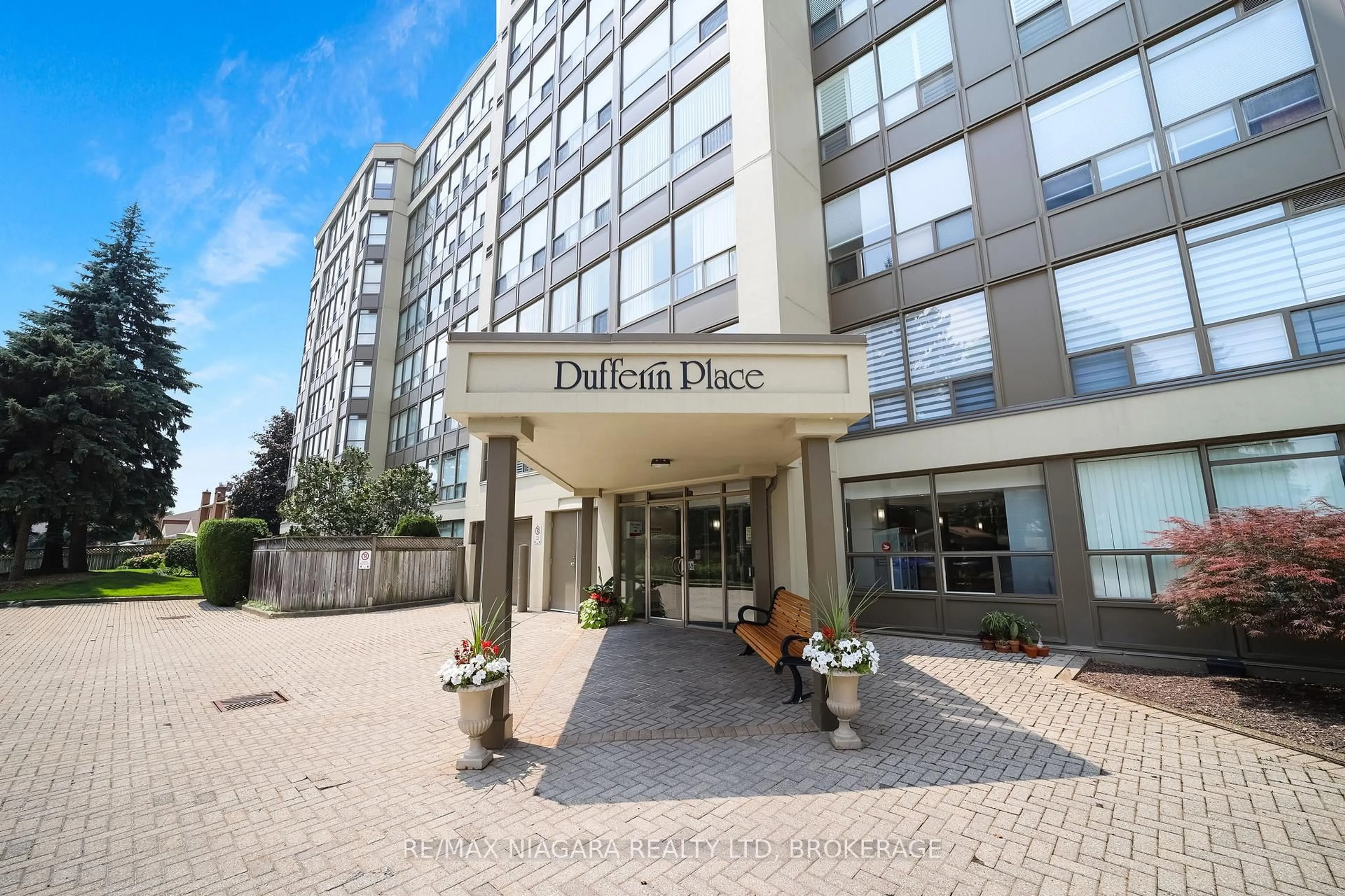 Unknown for 5100 Dorchester Rd #303, Niagara Falls Ontario L2E 7H4