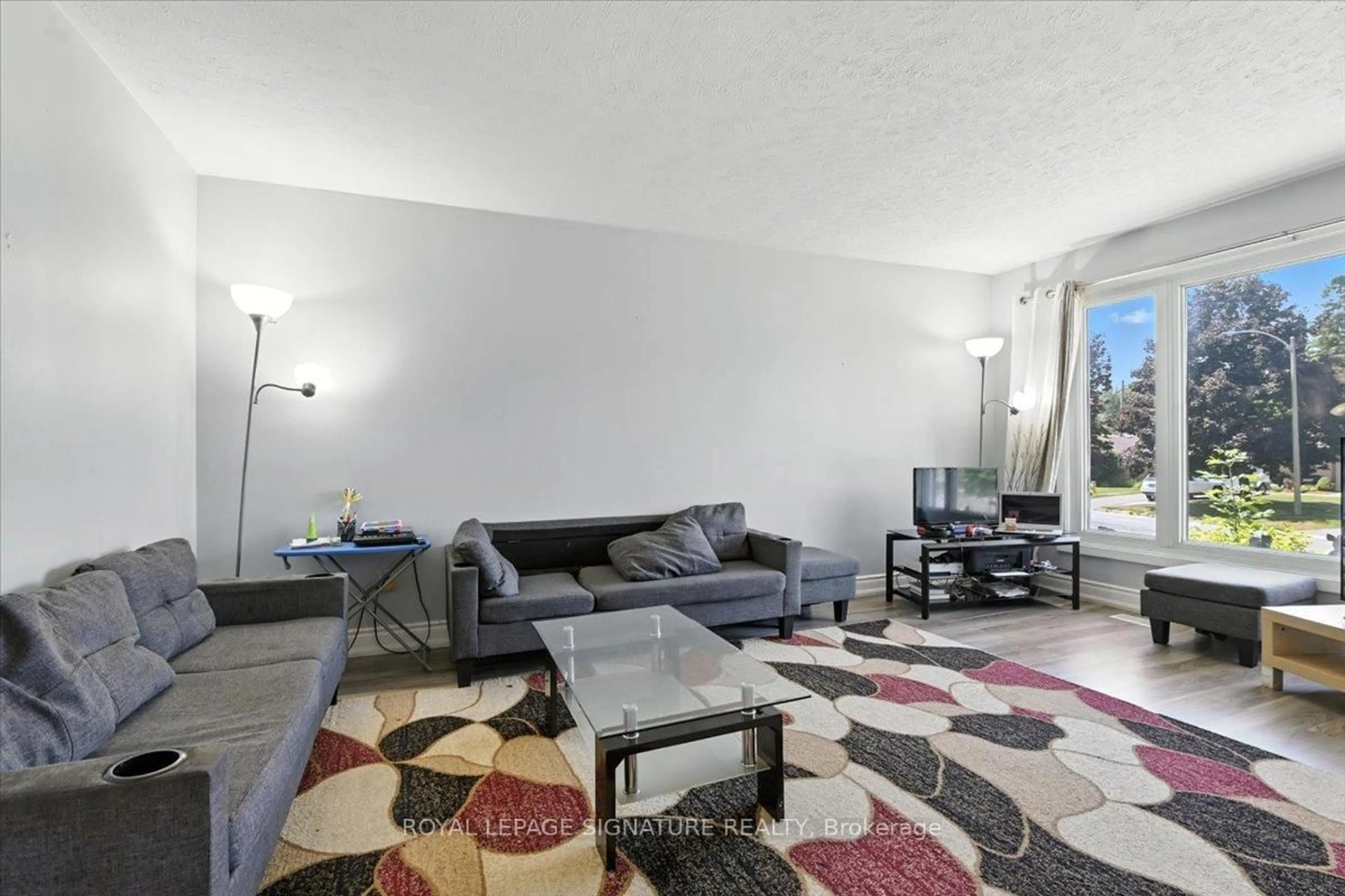 Living room with furniture, unknown for 505 Raymond St, Peterborough North Ontario K9H 5M7